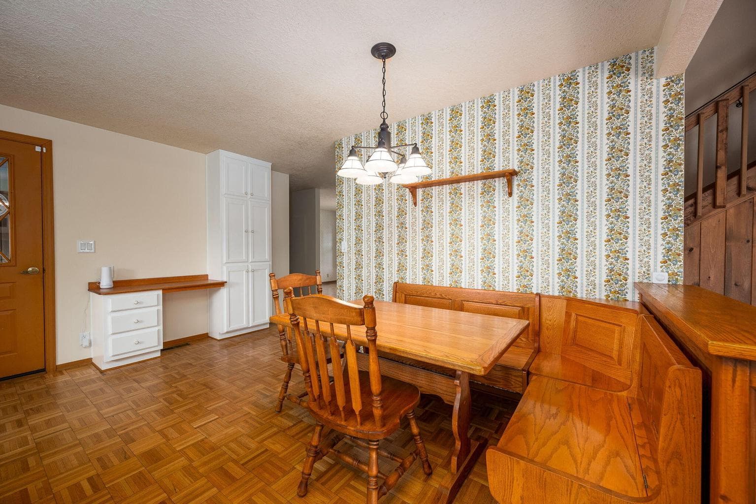 Photo of 64830 Bachelor Way 18 of 59