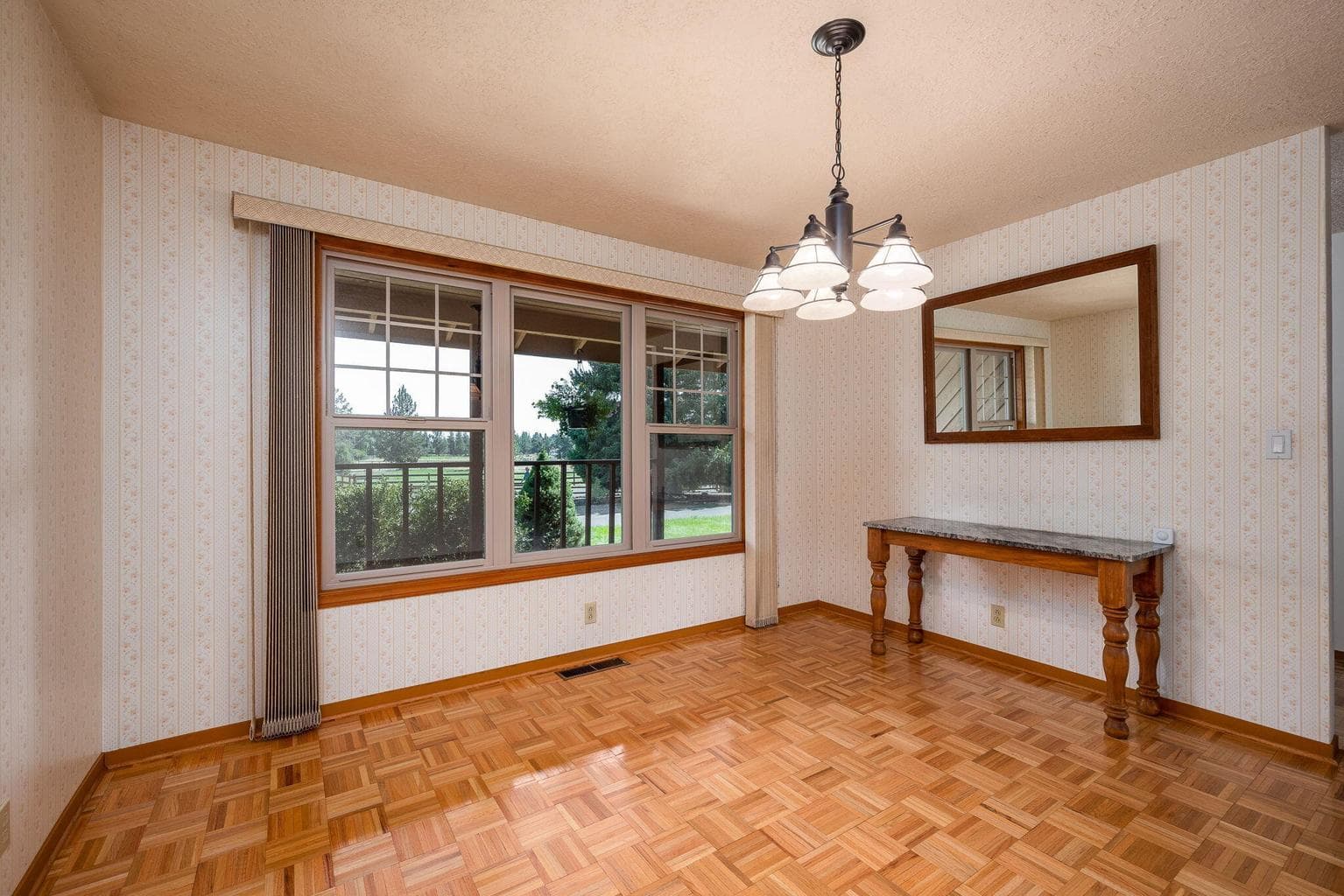 Photo of 64830 Bachelor Way 34 of 59