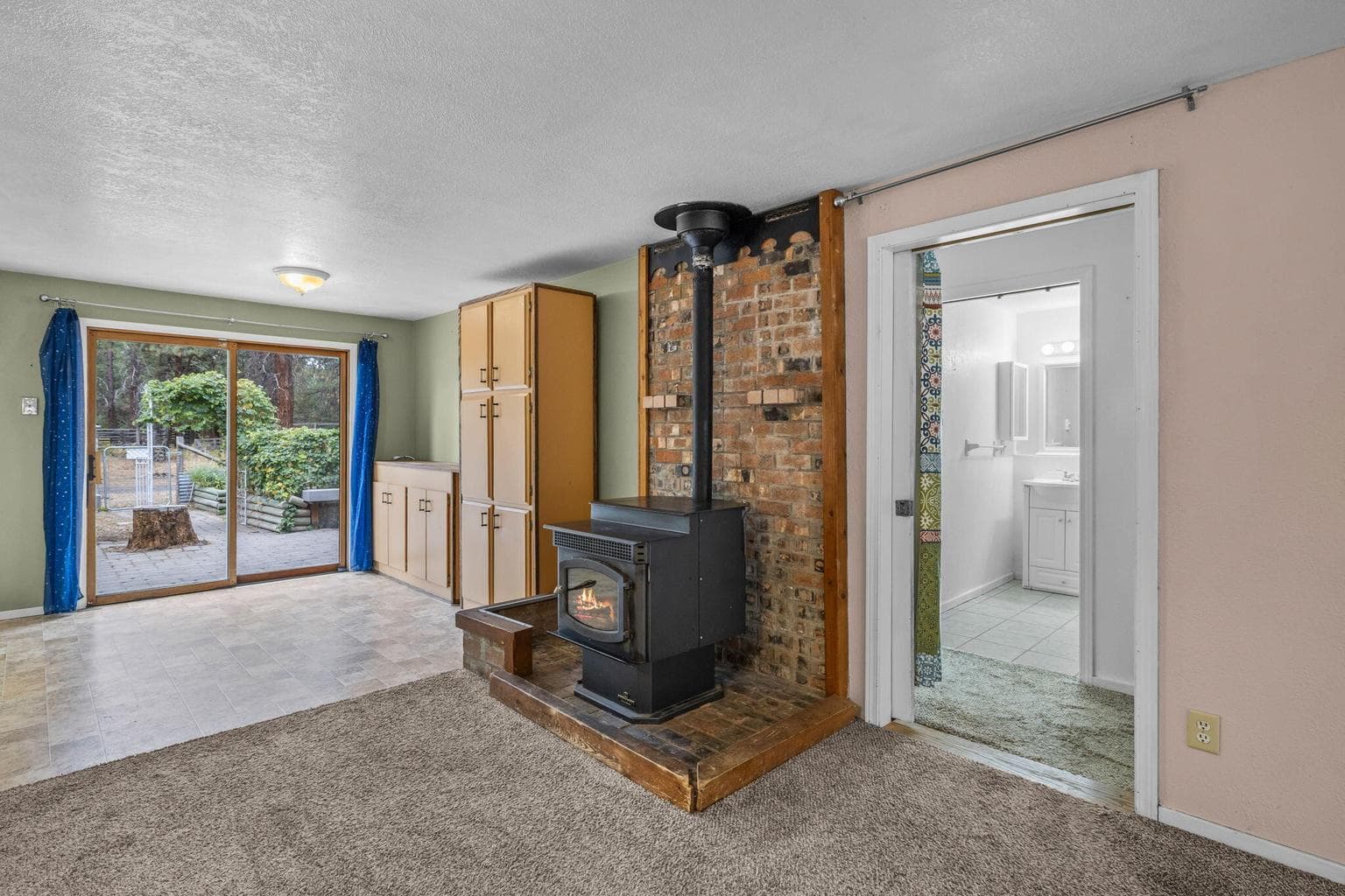 Photo of 69222 Yellow Daisy Lane 19 of 56