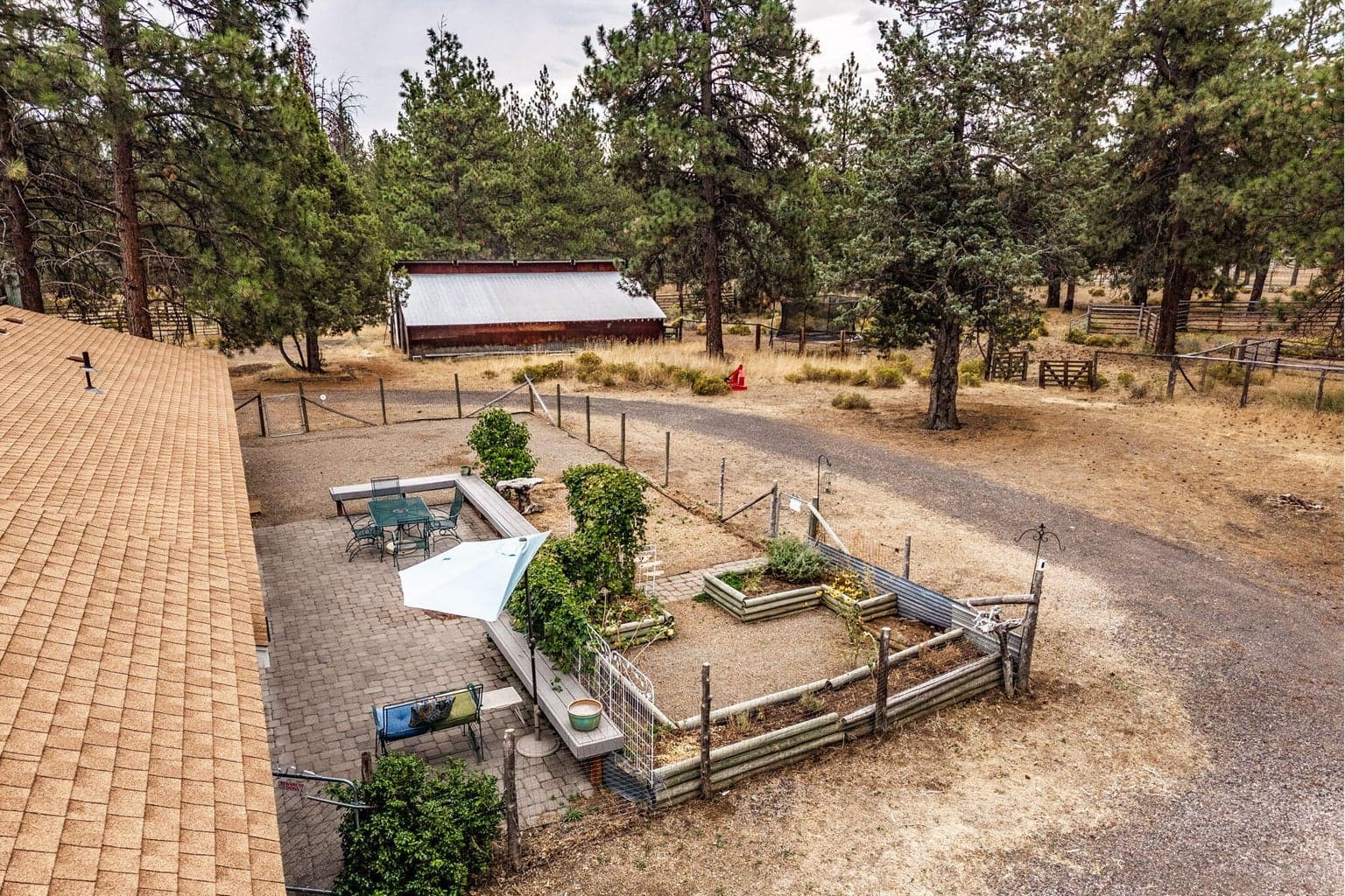 Photo of 69222 Yellow Daisy Lane 9 of 56