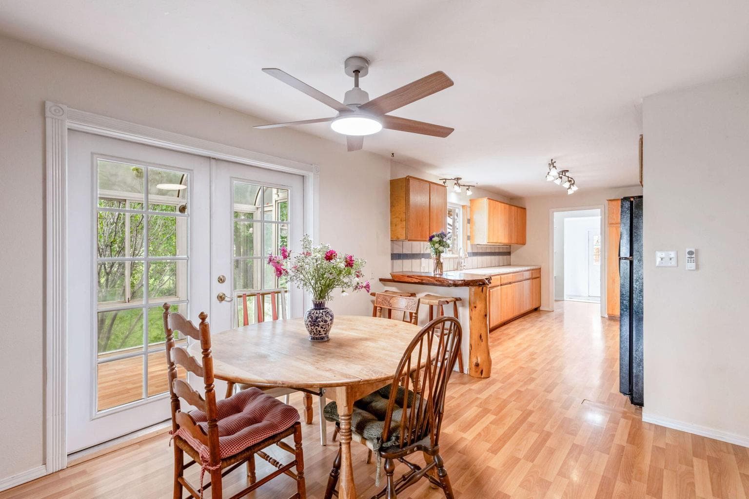 Photo of 26315 Walker RD 6 of 48