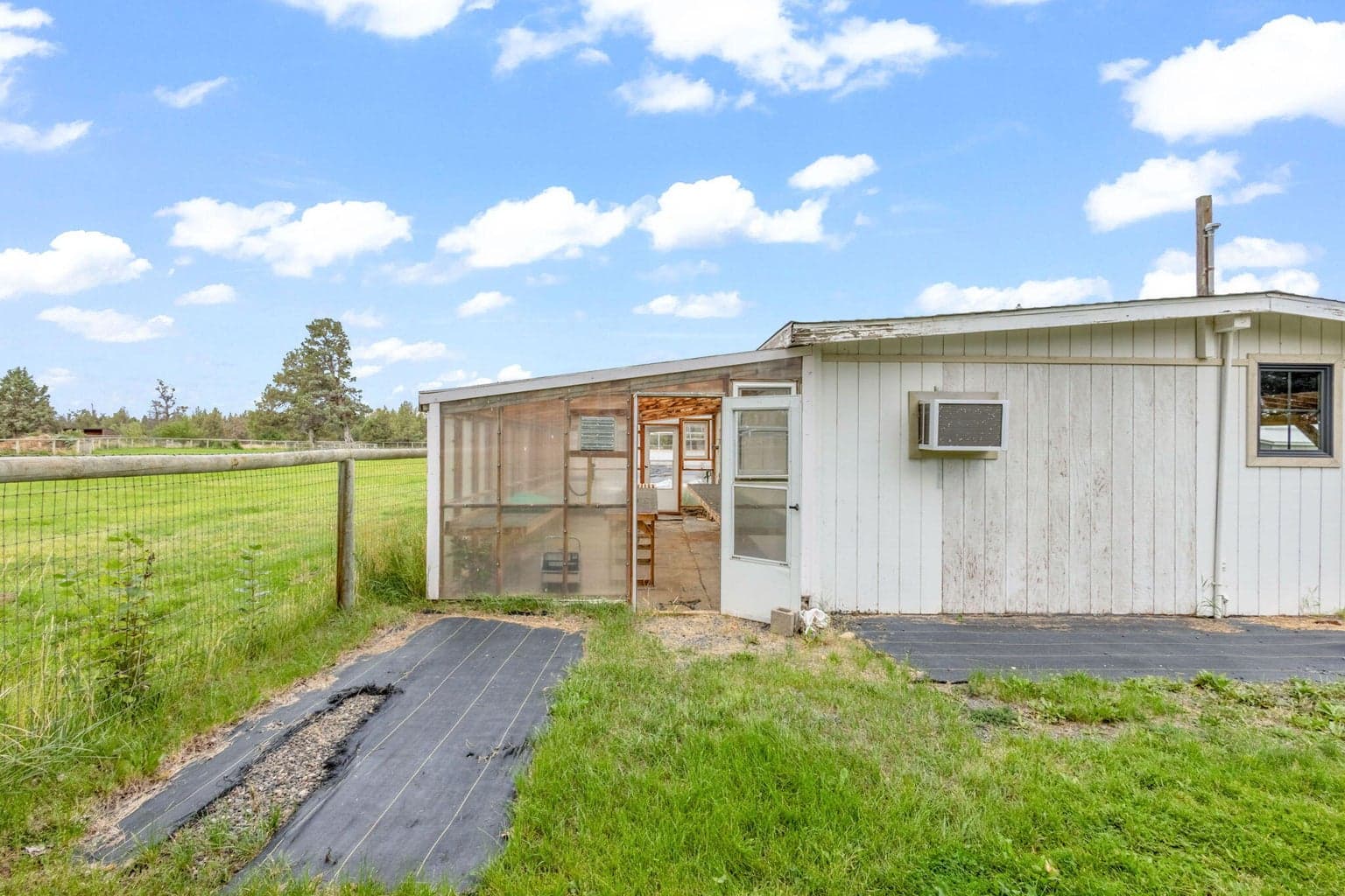 Photo of 26315 Walker RD 32 of 48