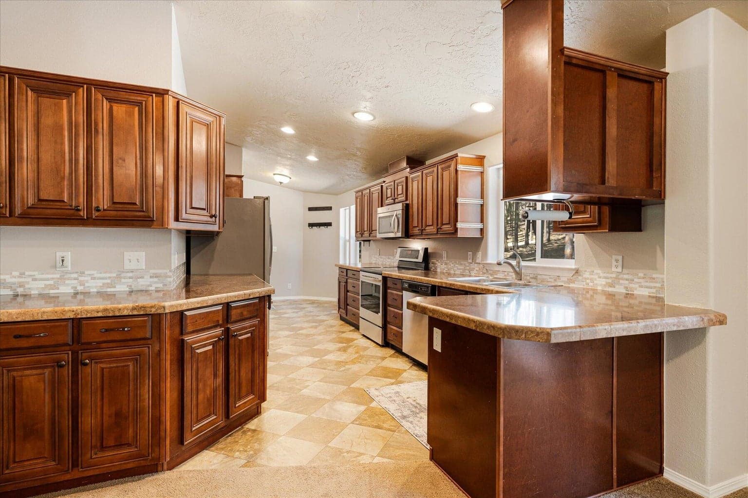 Photo of 16810 Covina Road 13 of 42