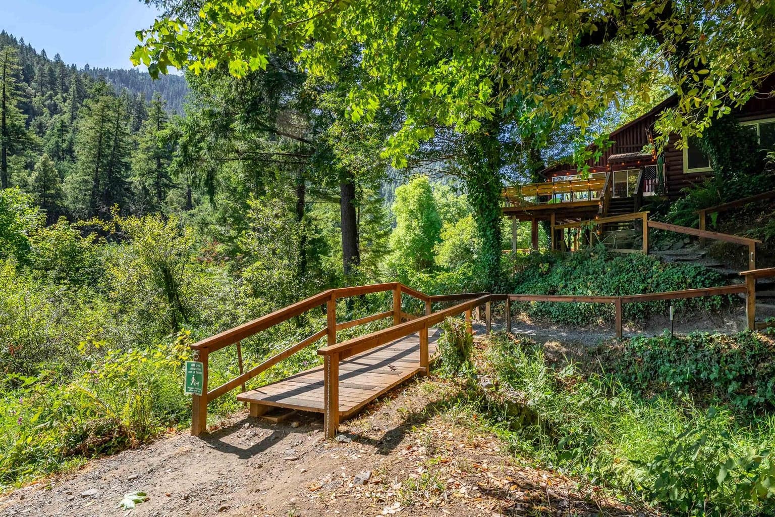 Photo of 7800 Rogue River 2 of 82