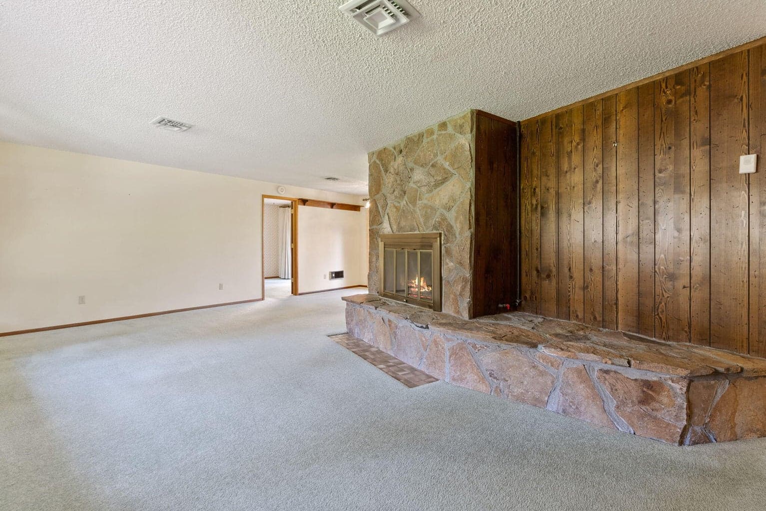 Photo of 20388 Tailblock Road 6 of 56