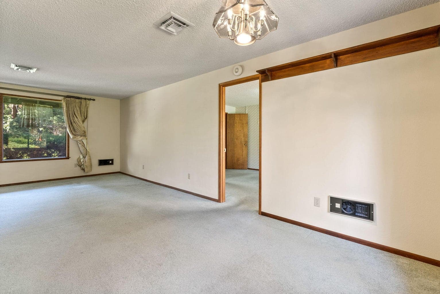 Photo of 20388 Tailblock Road 12 of 56