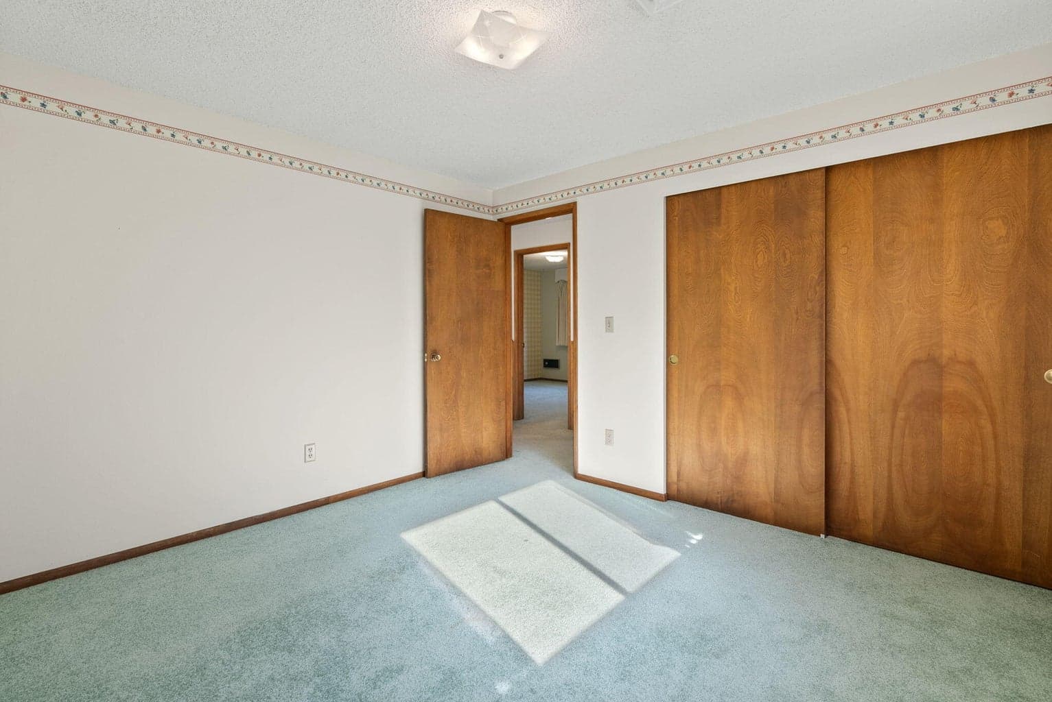 Photo of 20388 Tailblock Road 25 of 56