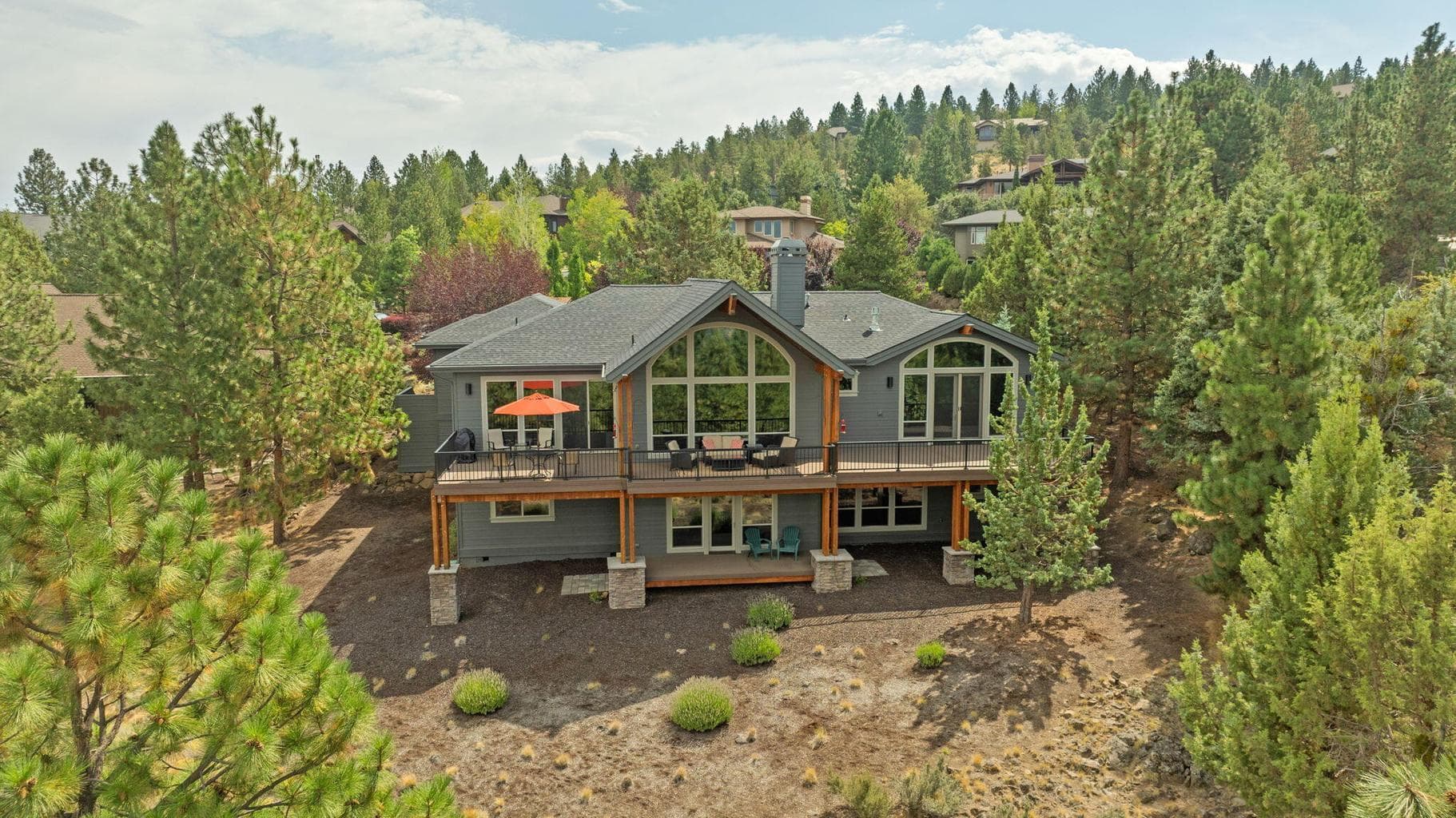 Photo of 1432 NW Remarkable Drive 7 of 83
