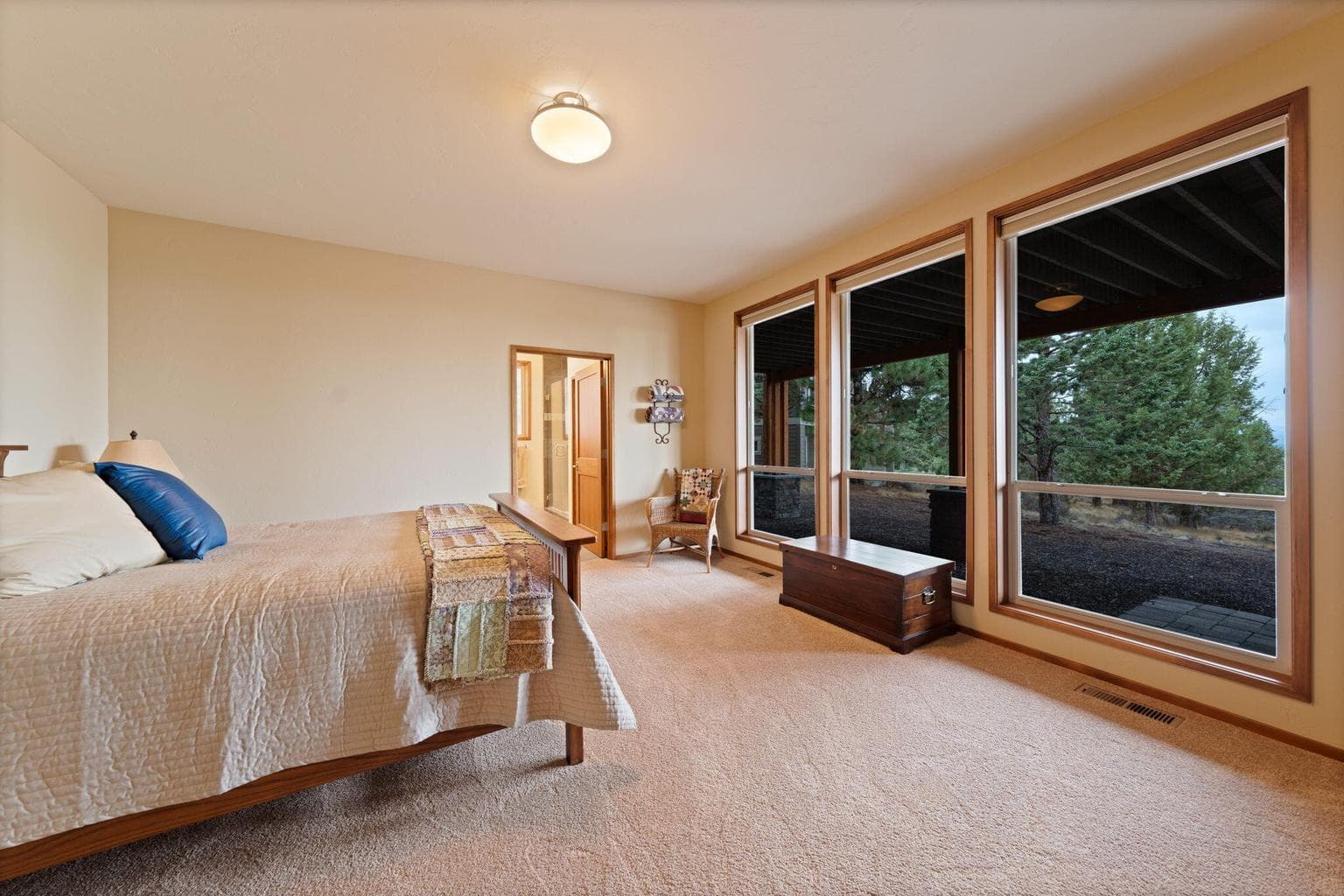 Photo of 1432 NW Remarkable Drive 38 of 83