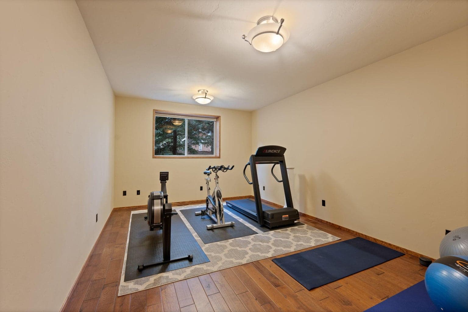 Photo of 1432 NW Remarkable Drive 45 of 83