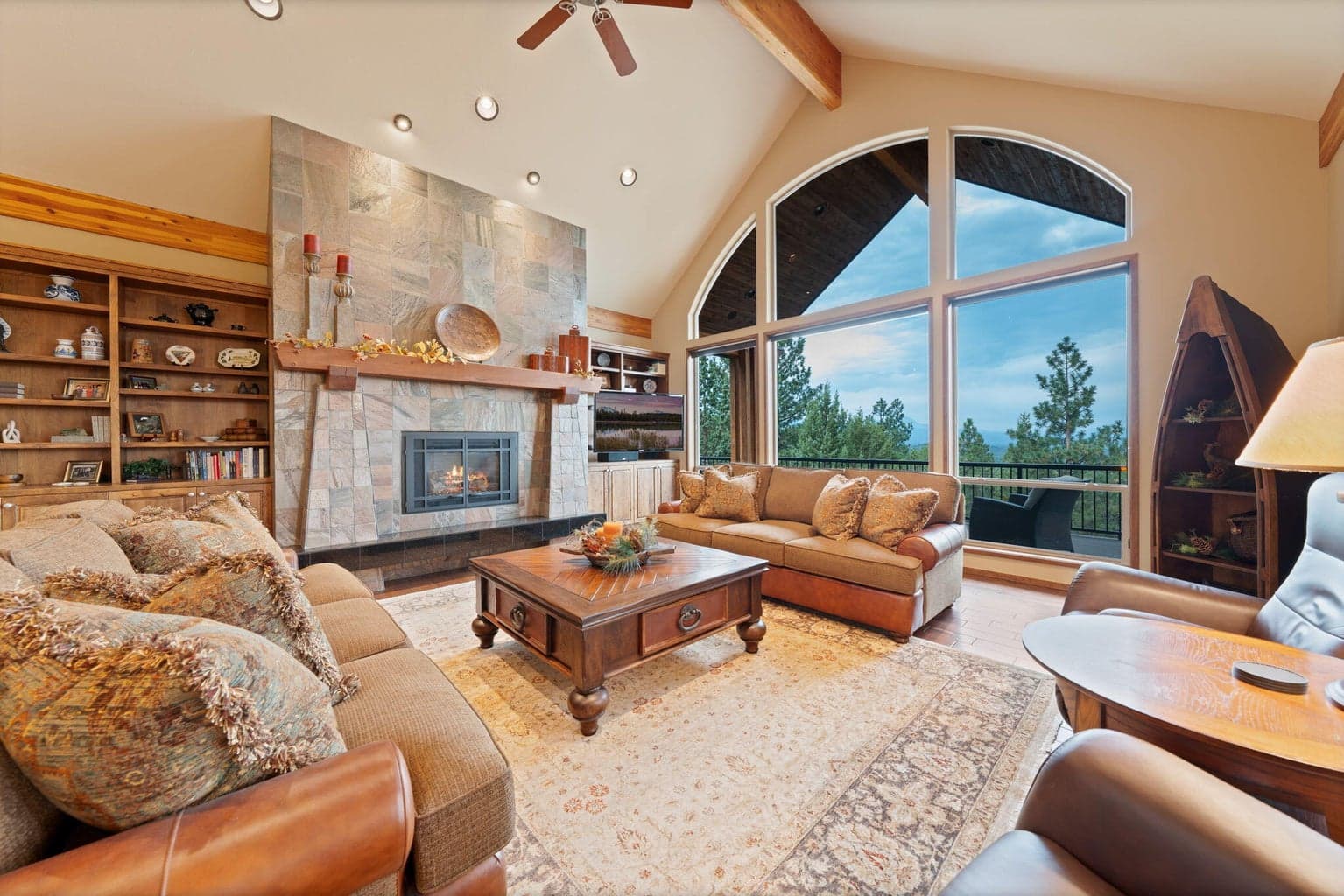Photo of 1432 NW Remarkable Drive 16 of 83