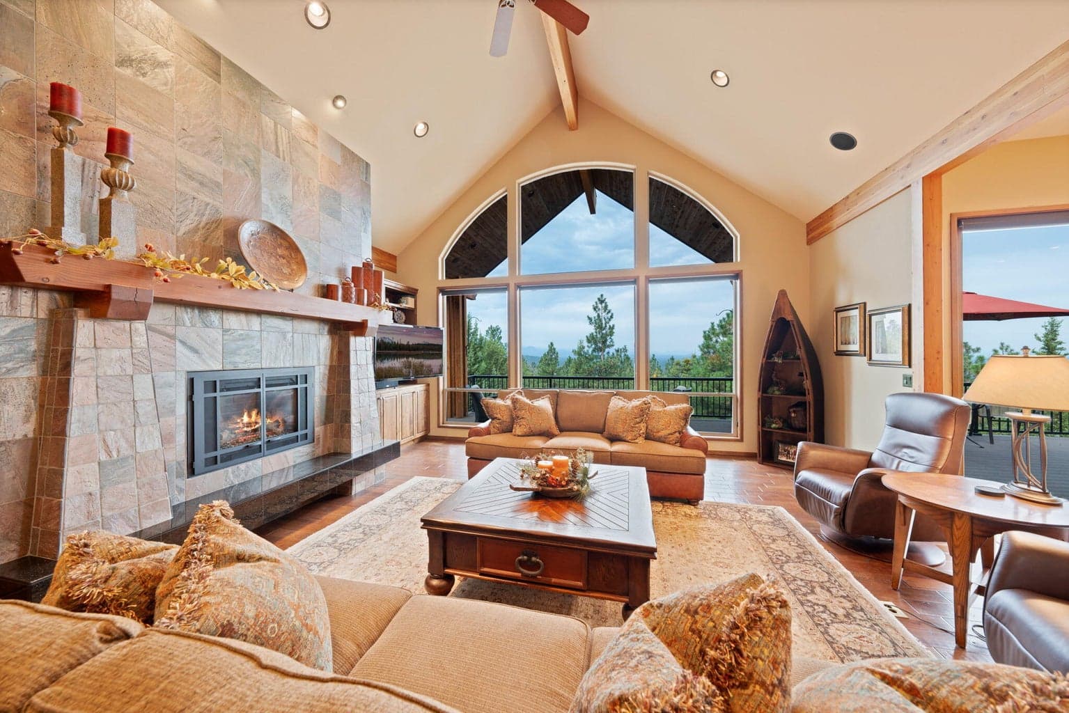 Photo of 1432 NW Remarkable Drive 11 of 83