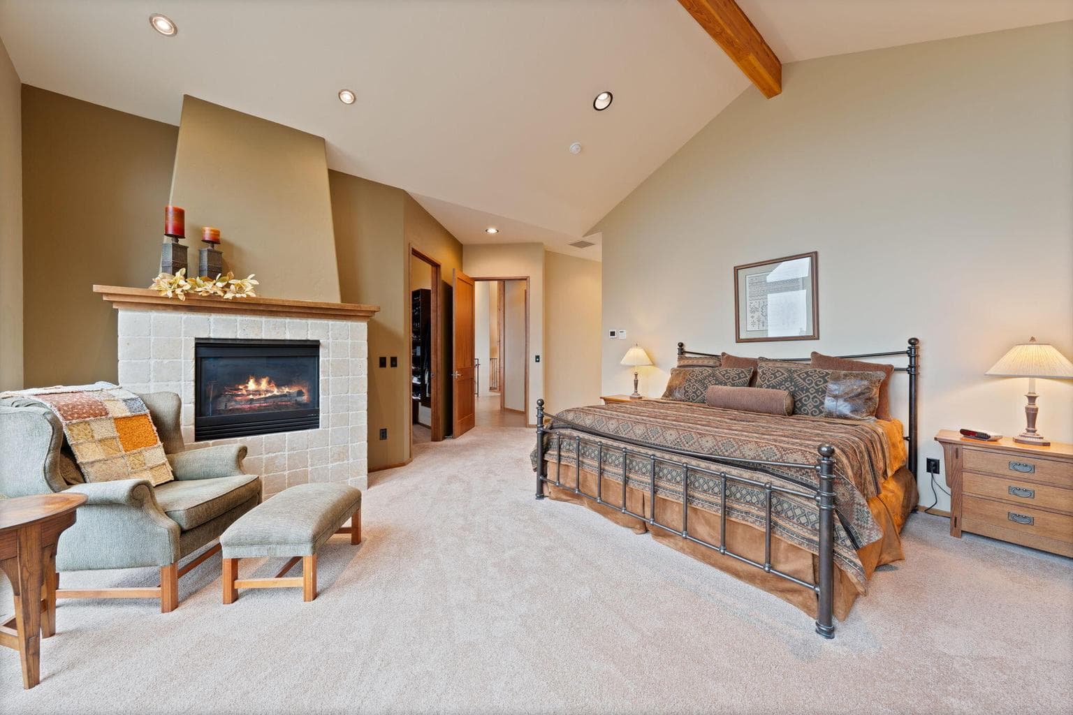 Photo of 1432 NW Remarkable Drive 28 of 83