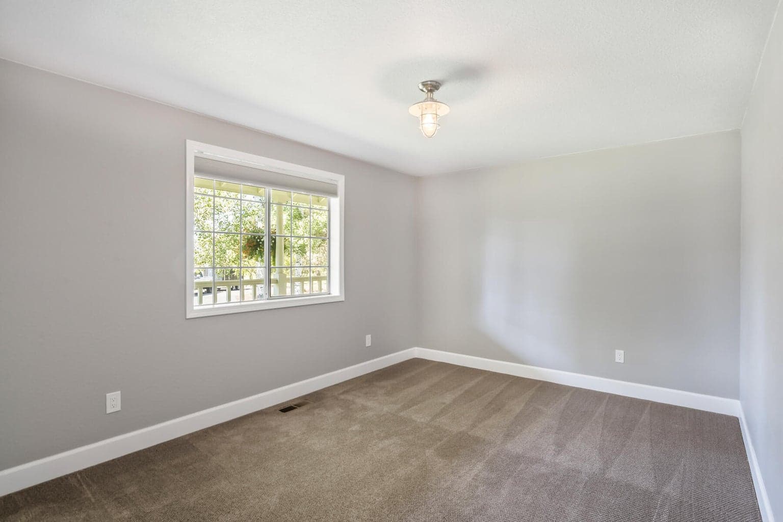 Photo of 21936 Bear Creek Road 32 of 75