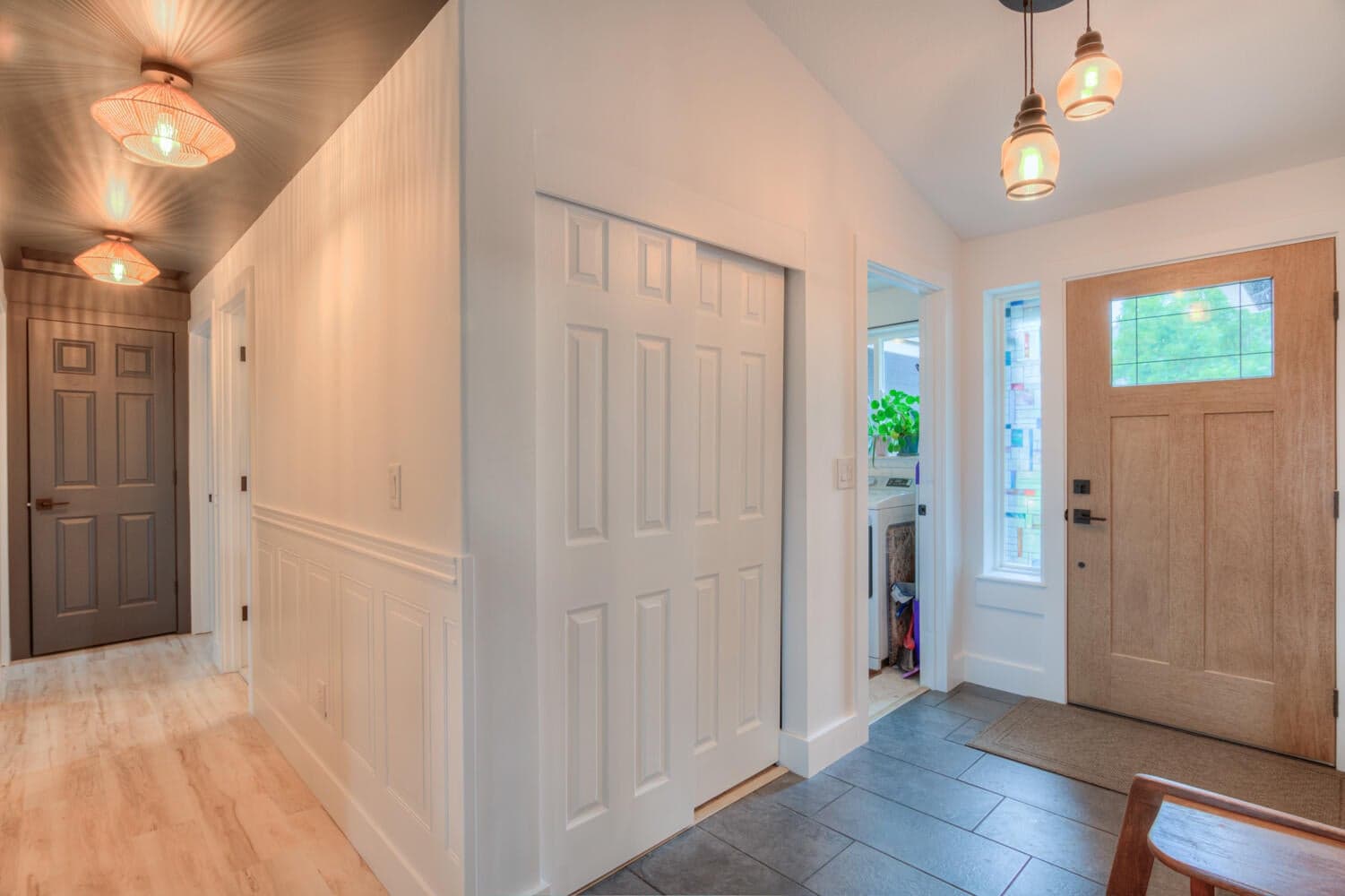 Photo of 2746 SW Reindeer Court 12 of 23