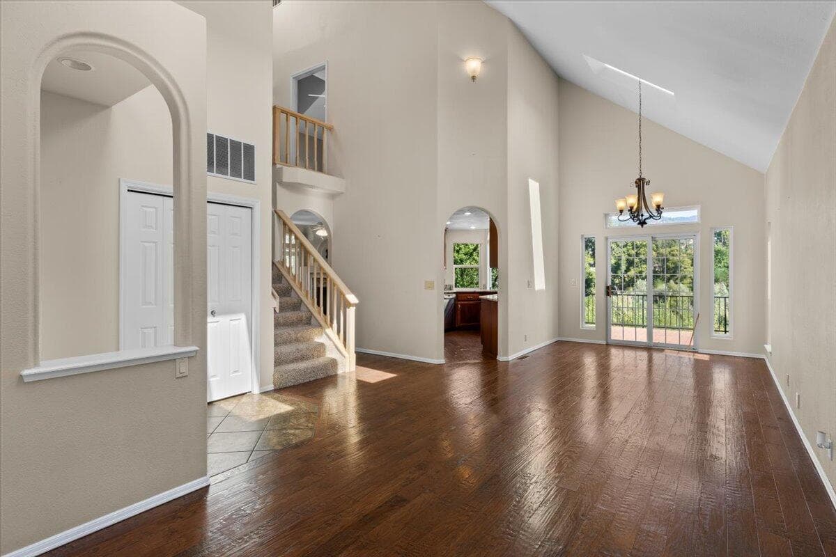 Photo of 900 Mystic 5 of 52