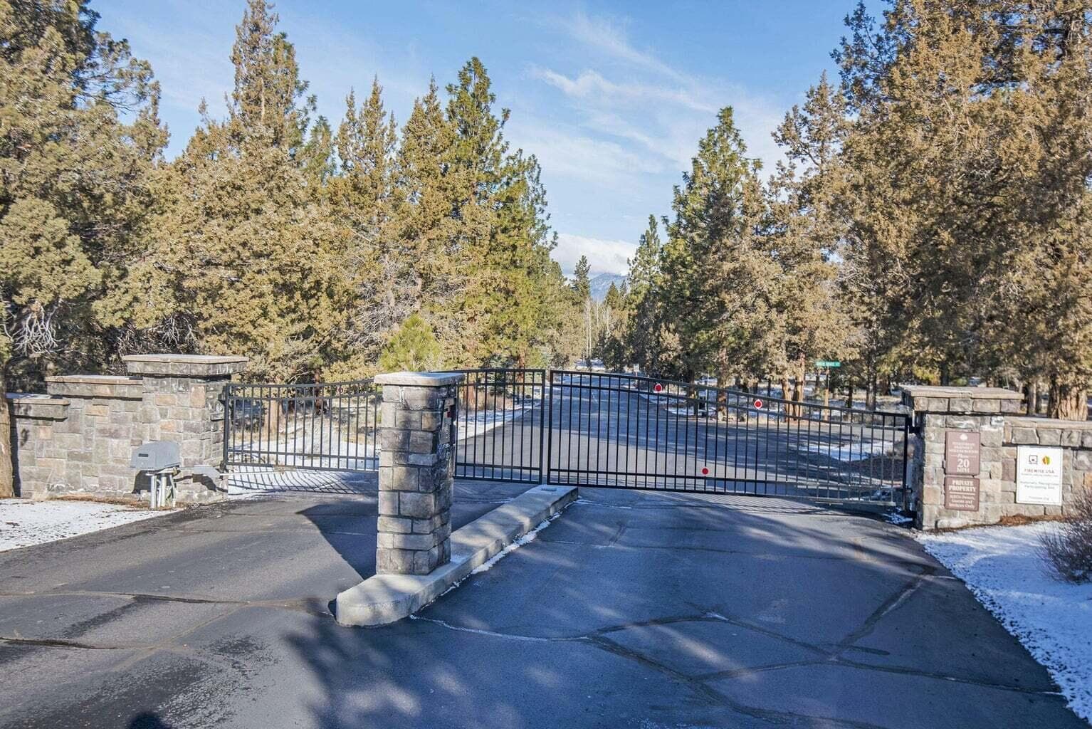 Photo of 16867 Golden Stone Drive 52 of 52