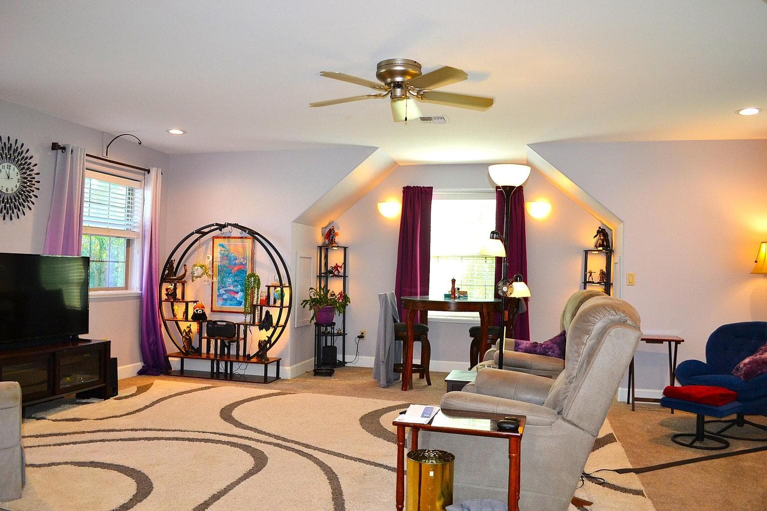 Photo of 147 S Main Street 22 of 29