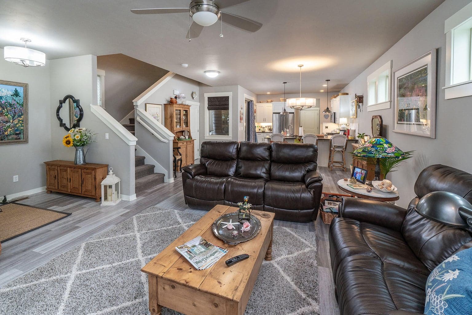 Greatroom to kitchen