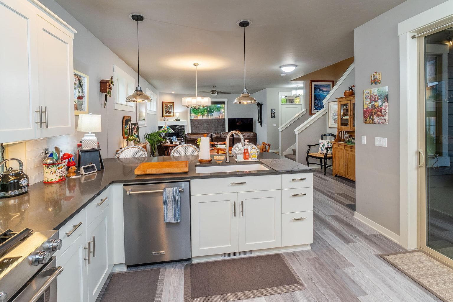 Kitchen to front of home