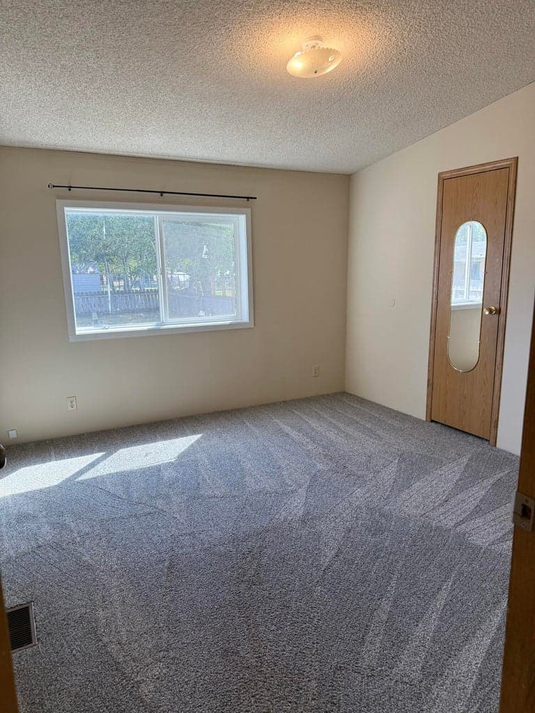 Photo of 19218 Shoshone Road 16 of 38
