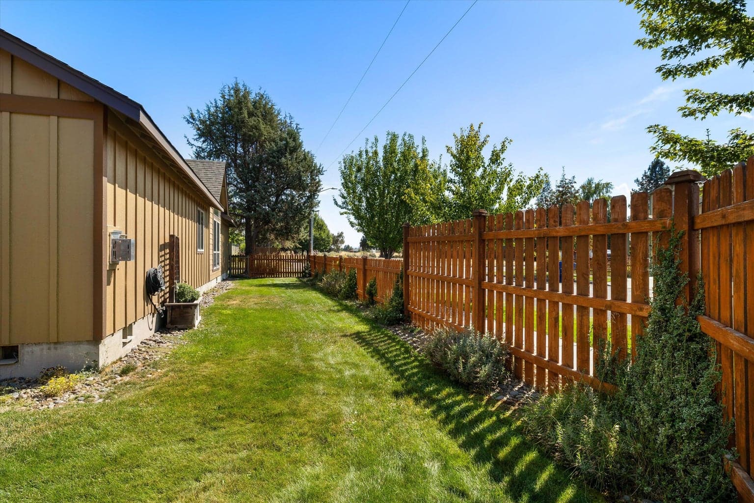 Photo of 61705 Rigel Way 35 of 39