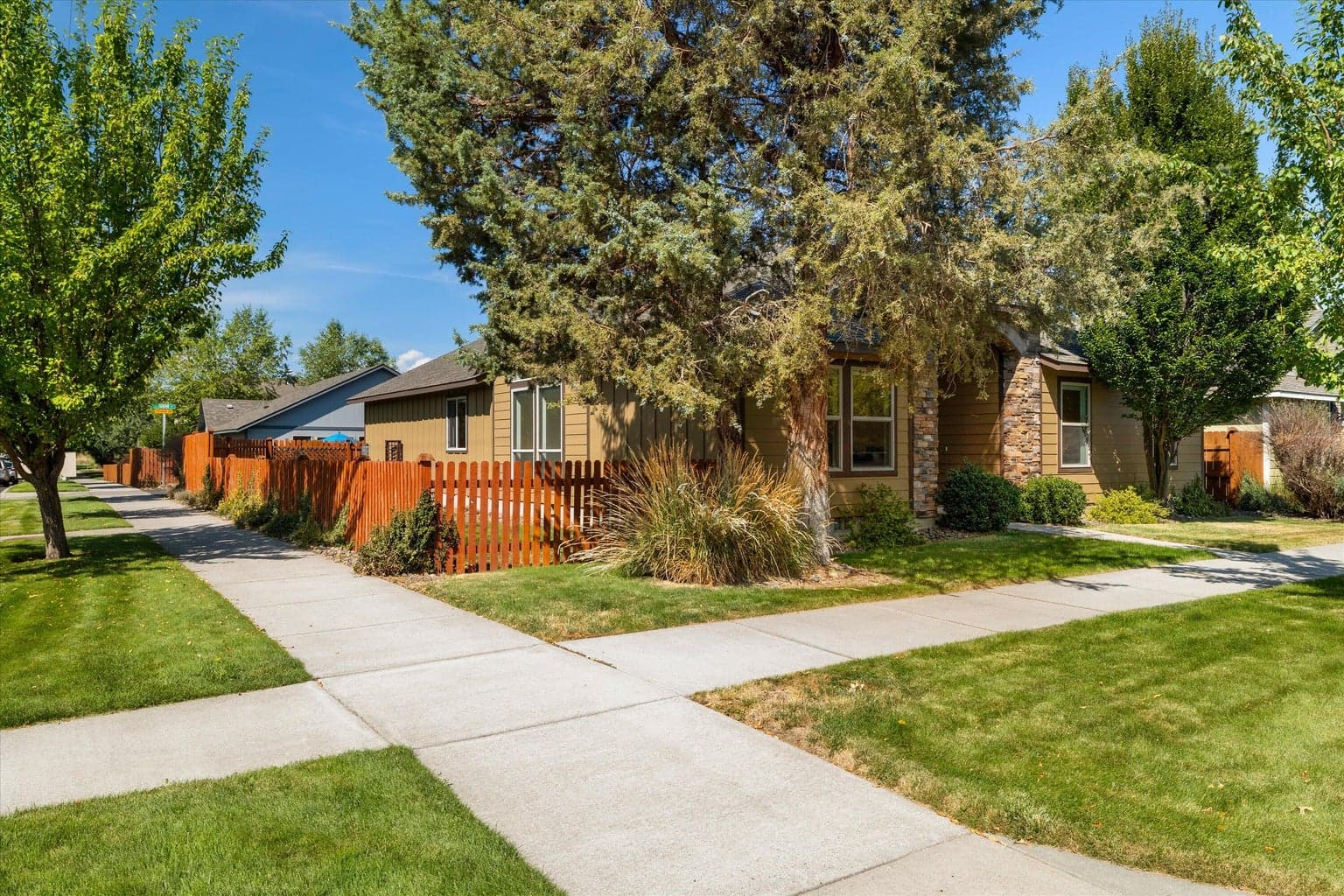 Photo of 61705 Rigel Way 38 of 39