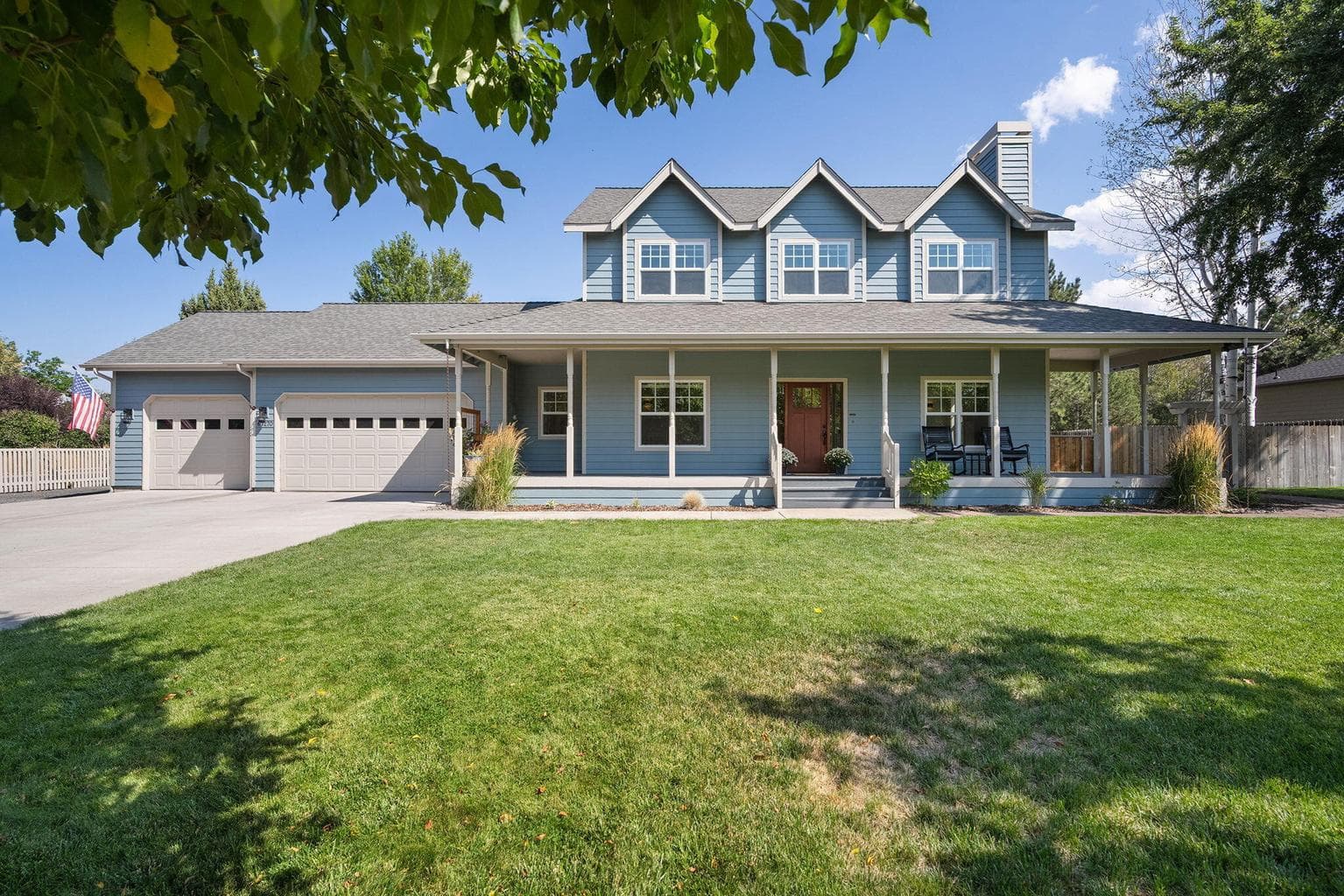 Photo of 61270 Crescent 1 of 47