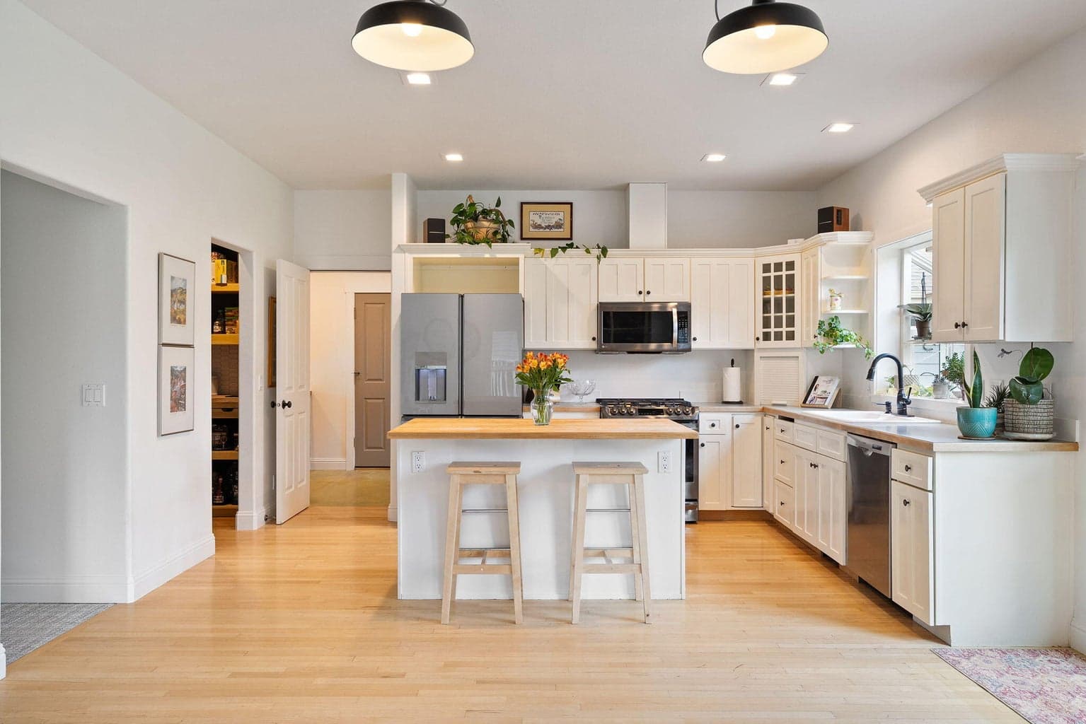 Photo of 61270 Crescent Court 9 of 47