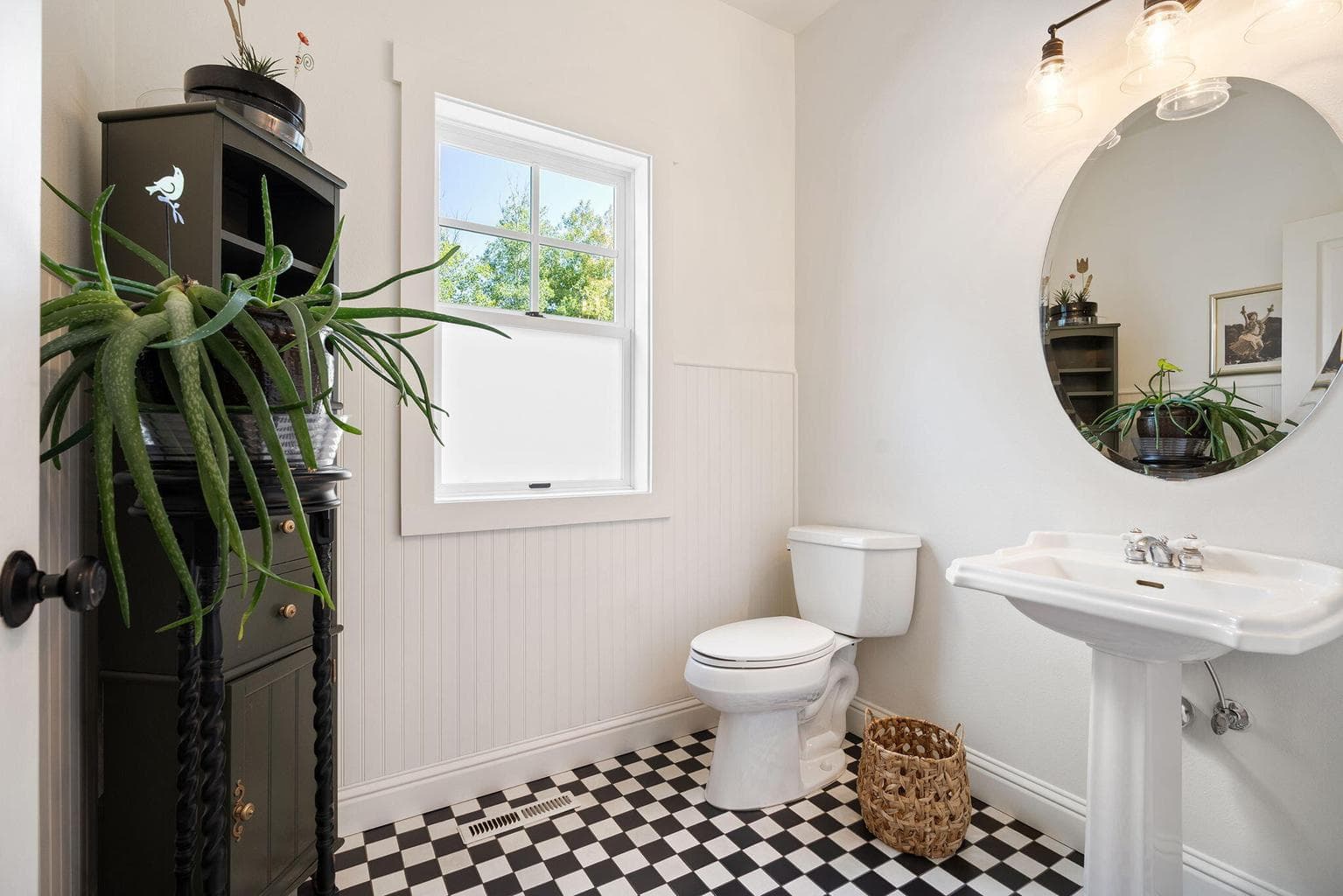 Photo of 61270 Crescent Court 19 of 47