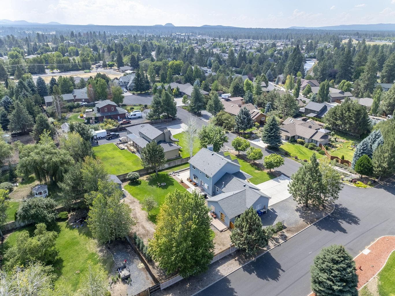 Photo of 61270 Crescent Court 43 of 47