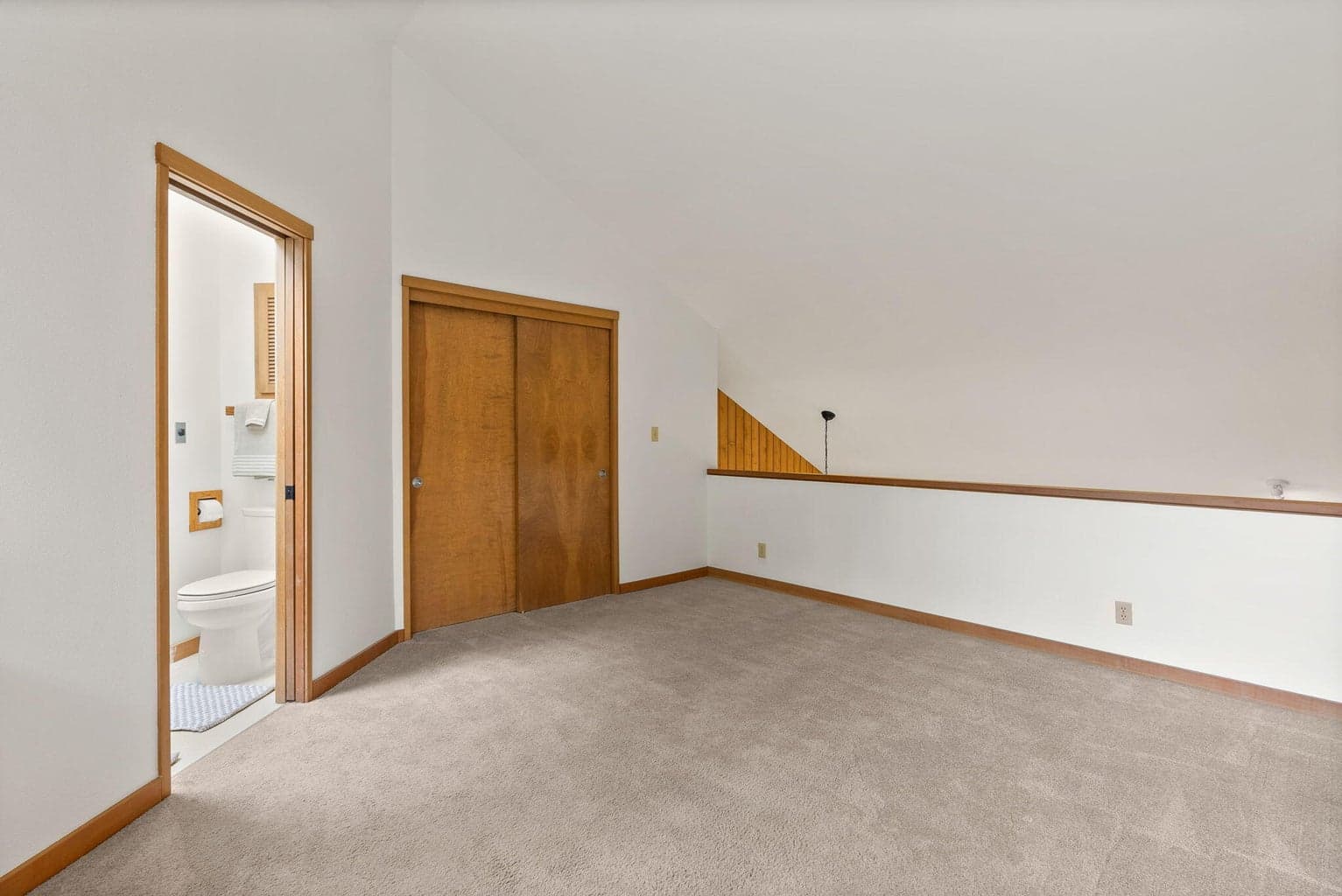 Upstairs primary suite