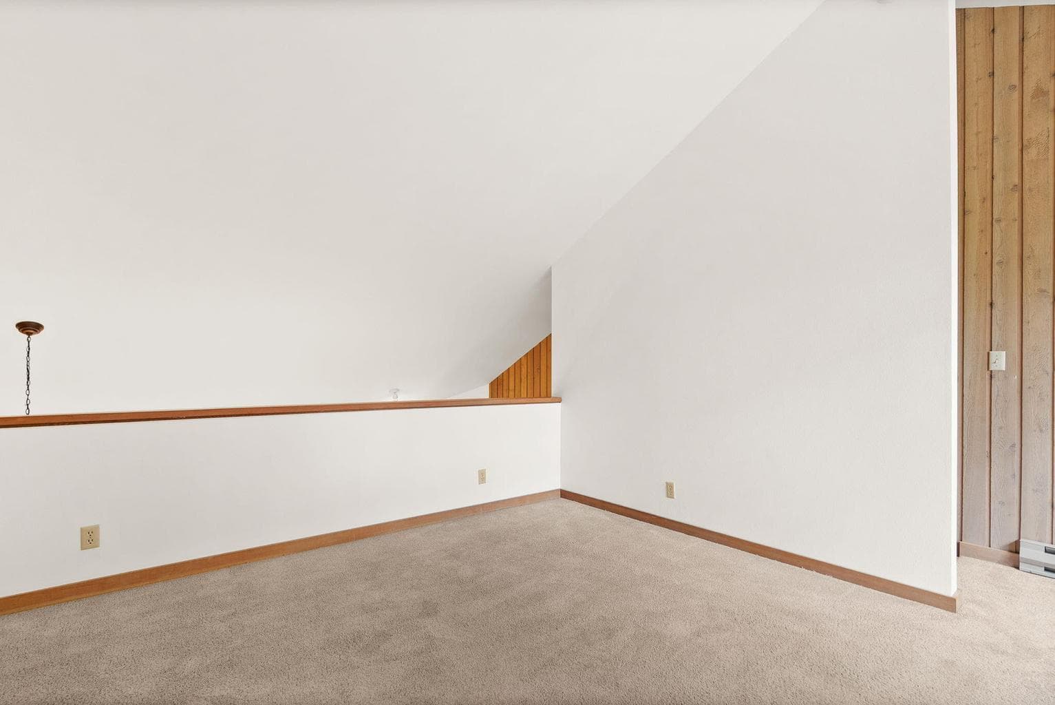 Upstairs primary suite