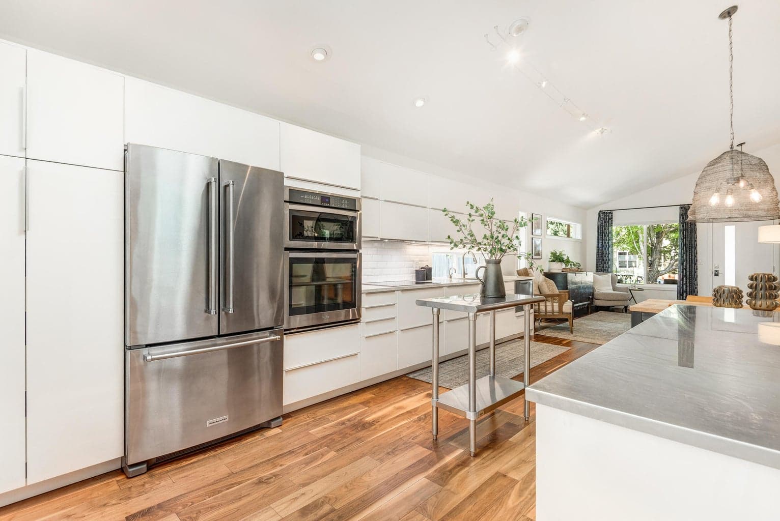 Photo of 1345 NW Milwaukee Avenue 13 of 25