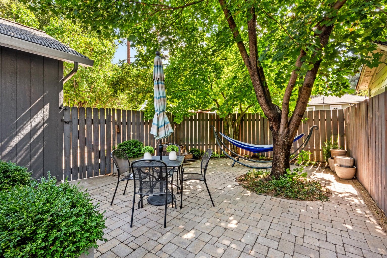 Photo of 1345 NW Milwaukee Avenue 21 of 25