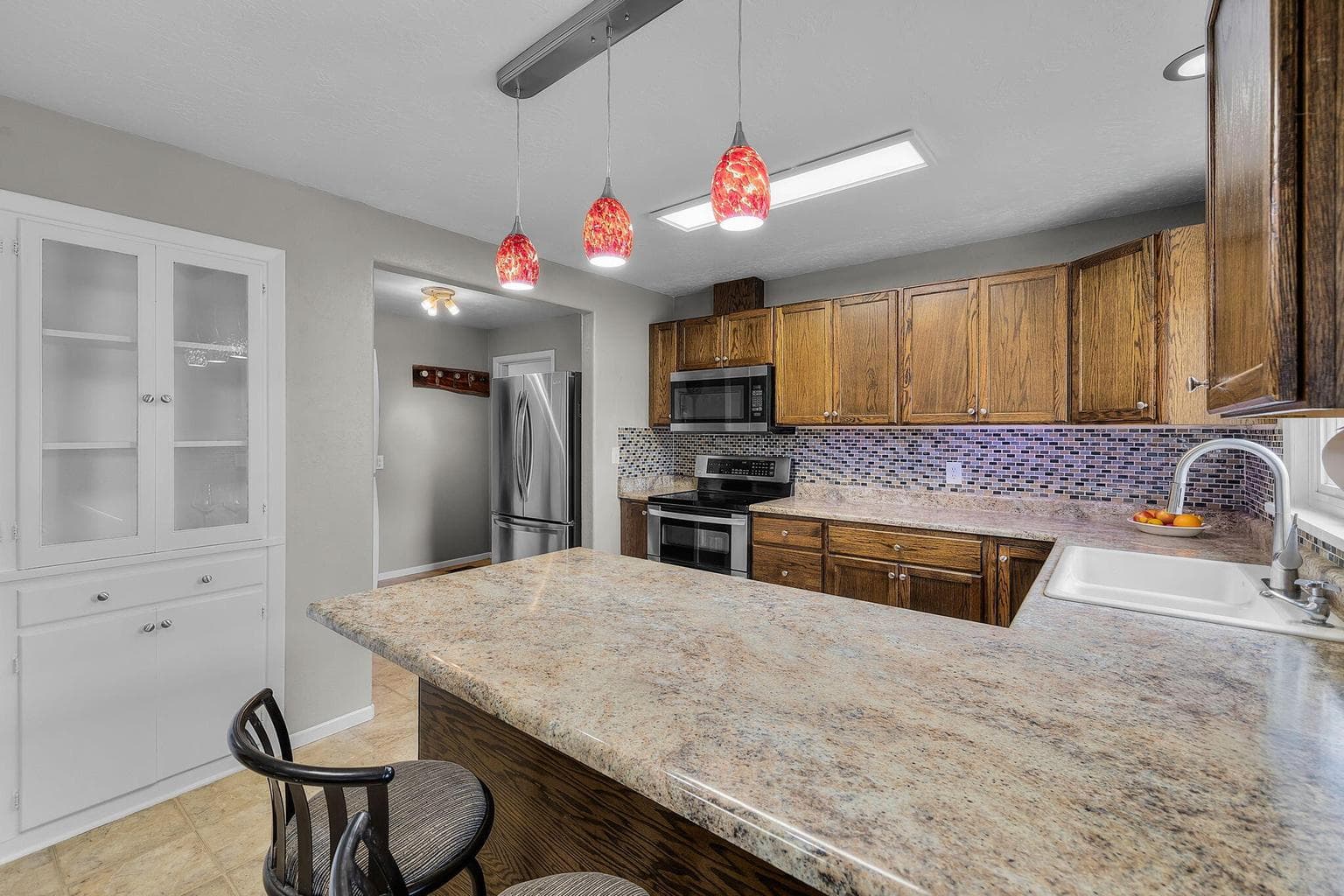 Photo of 999 NE Del Rio Avenue 13 of 39