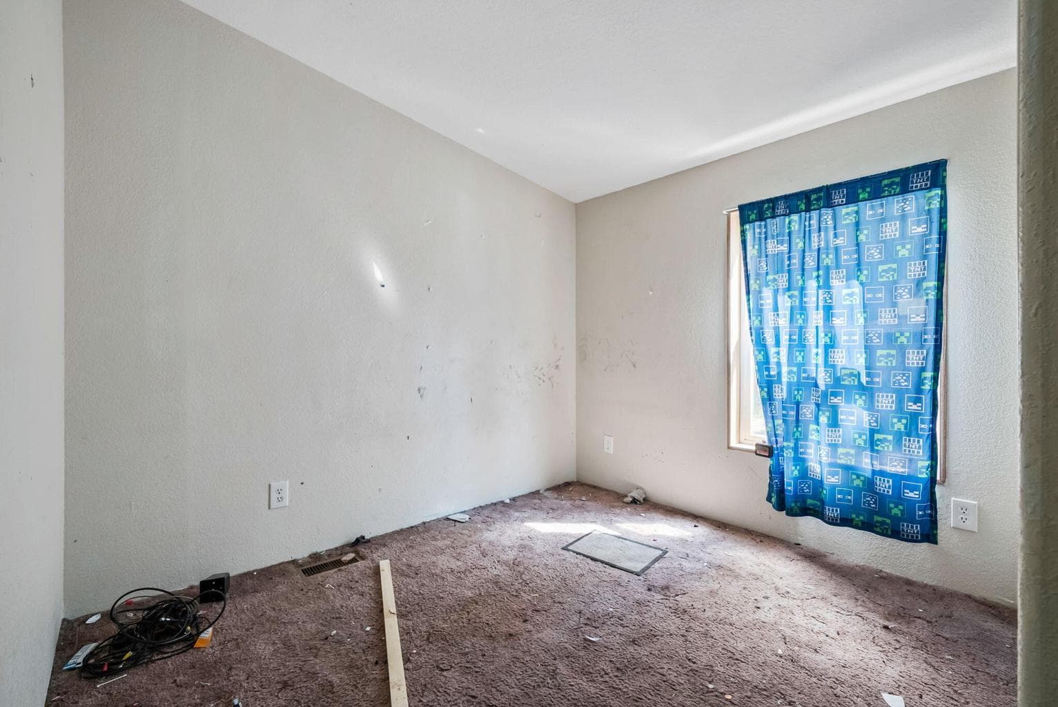 Photo of 11660 Burlwood Drive 28 of 33