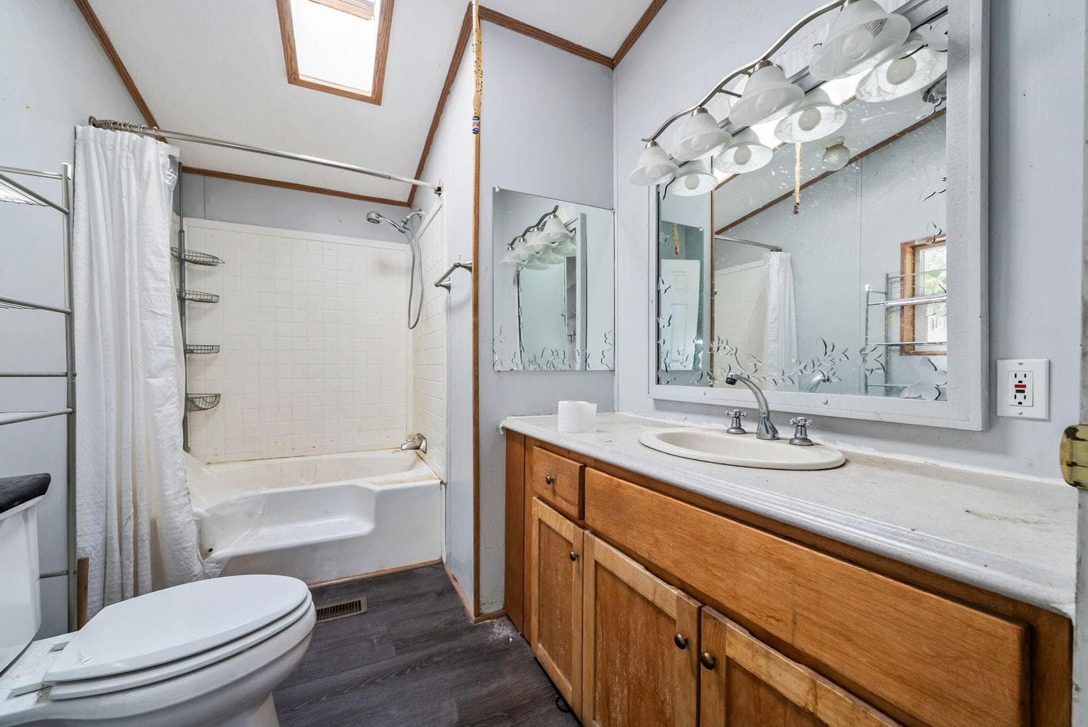 Photo of 11660 Burlwood Drive 23 of 33