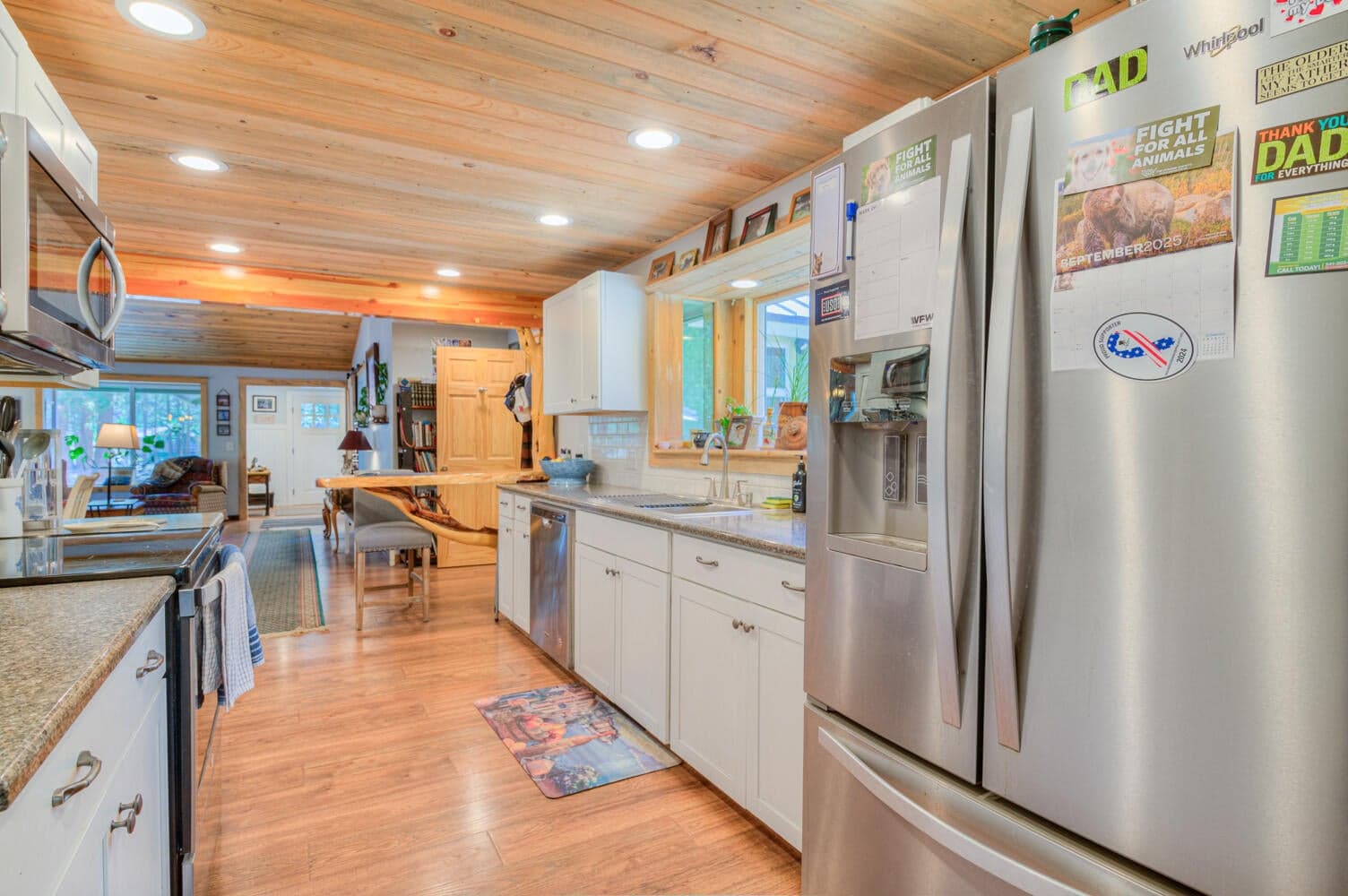 Photo of 17592 Holgate Road 21 of 28