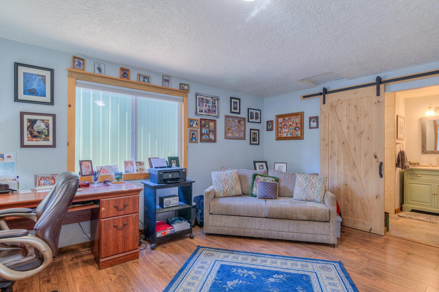 Photo of 17592 Holgate Road 25 of 28