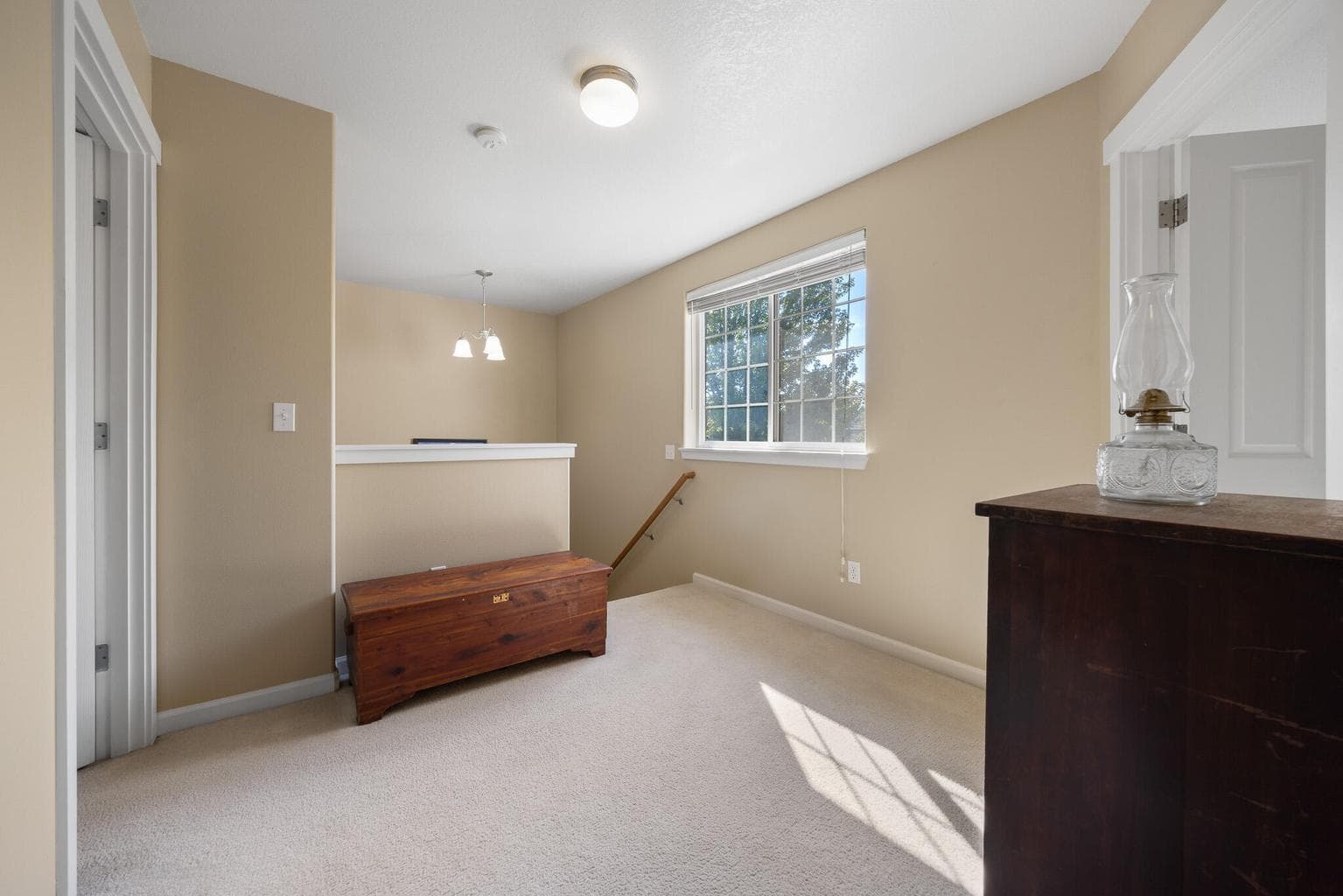 Photo of 2965 SW Deschutes Avenue 12 of 42