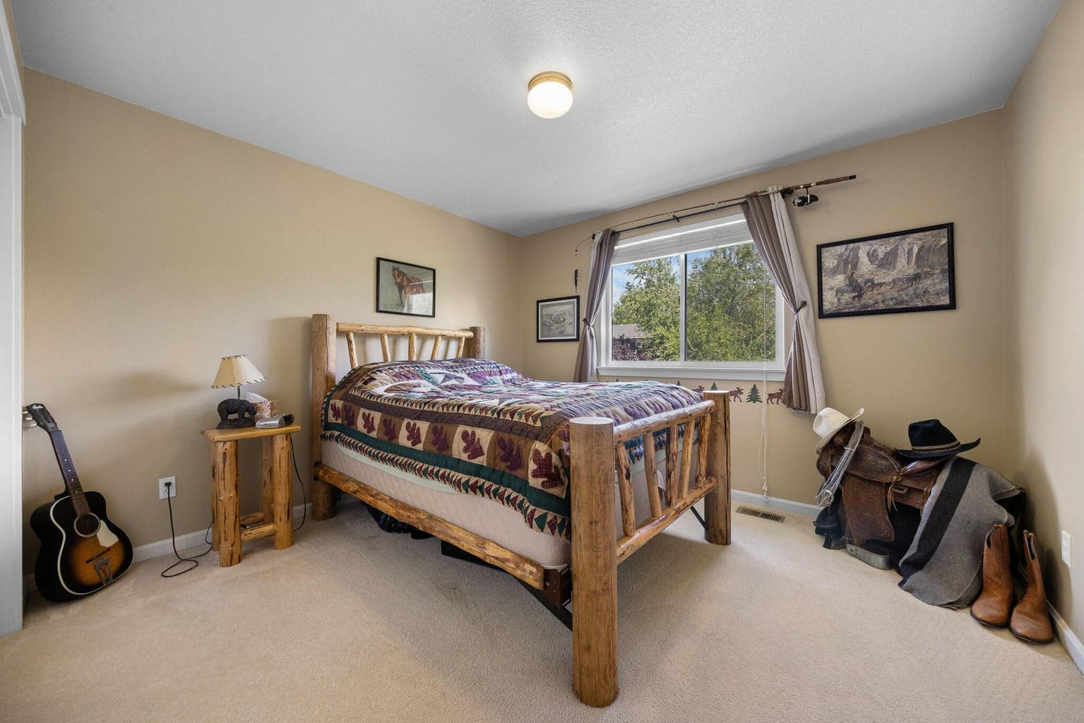 Photo of 2965 SW Deschutes Avenue 19 of 42