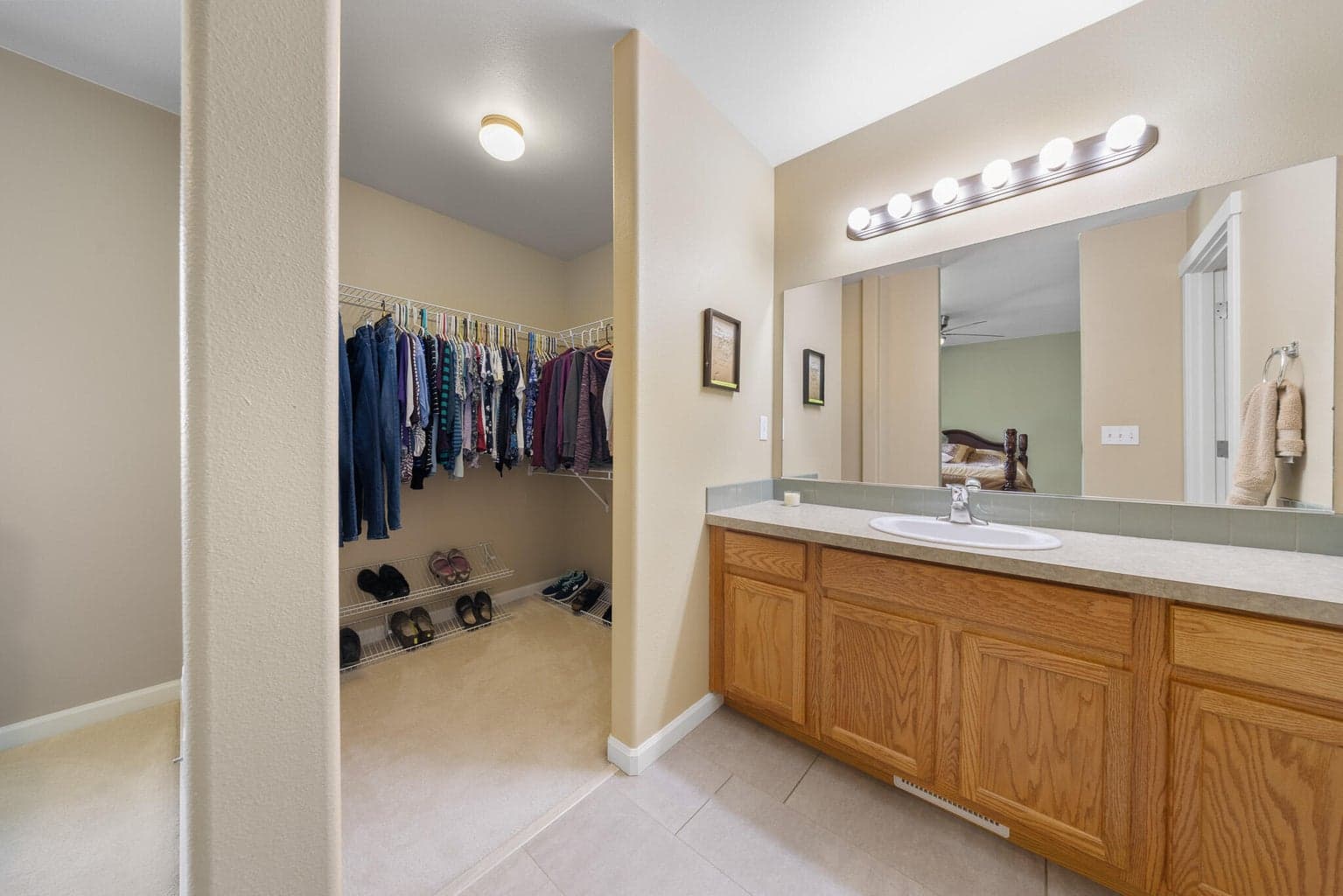 Photo of 2965 SW Deschutes Avenue 14 of 42