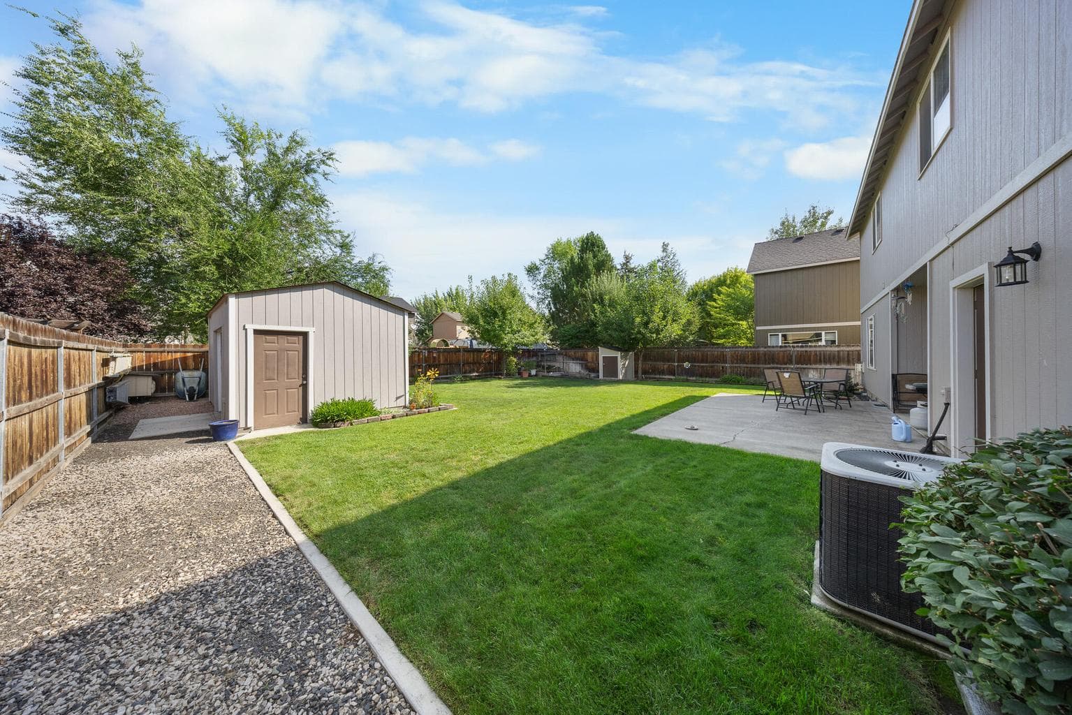 Photo of 2965 SW Deschutes Avenue 29 of 42