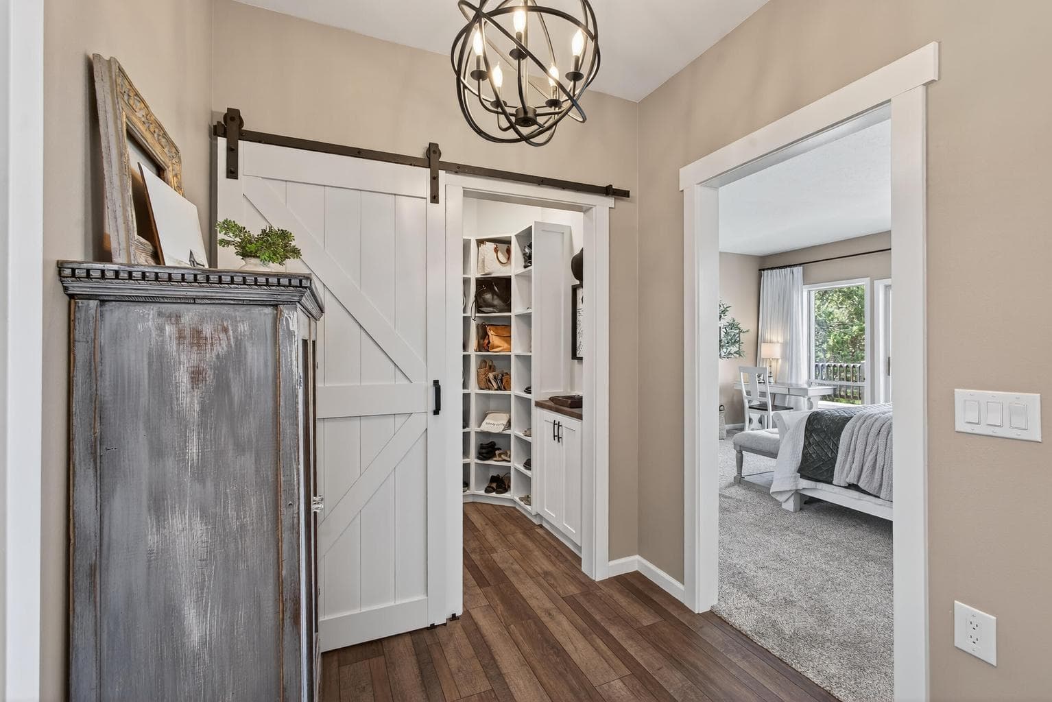 Photo of 717 Golden Pheasant Drive 16 of 69
