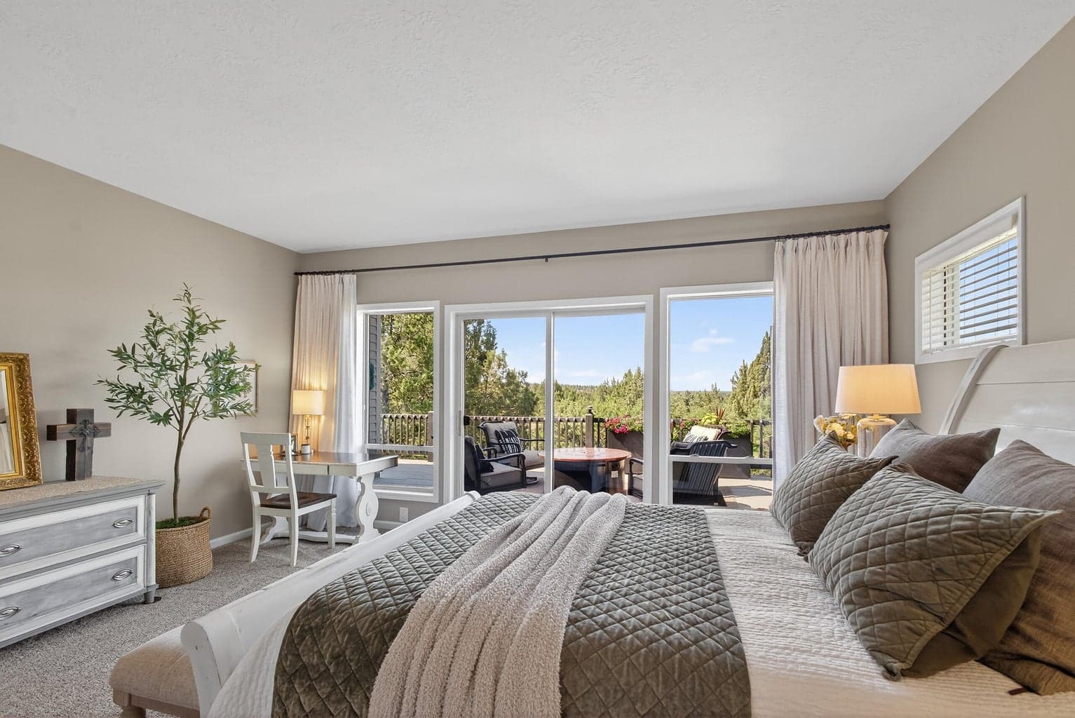 Photo of 717 Golden Pheasant Drive 19 of 69