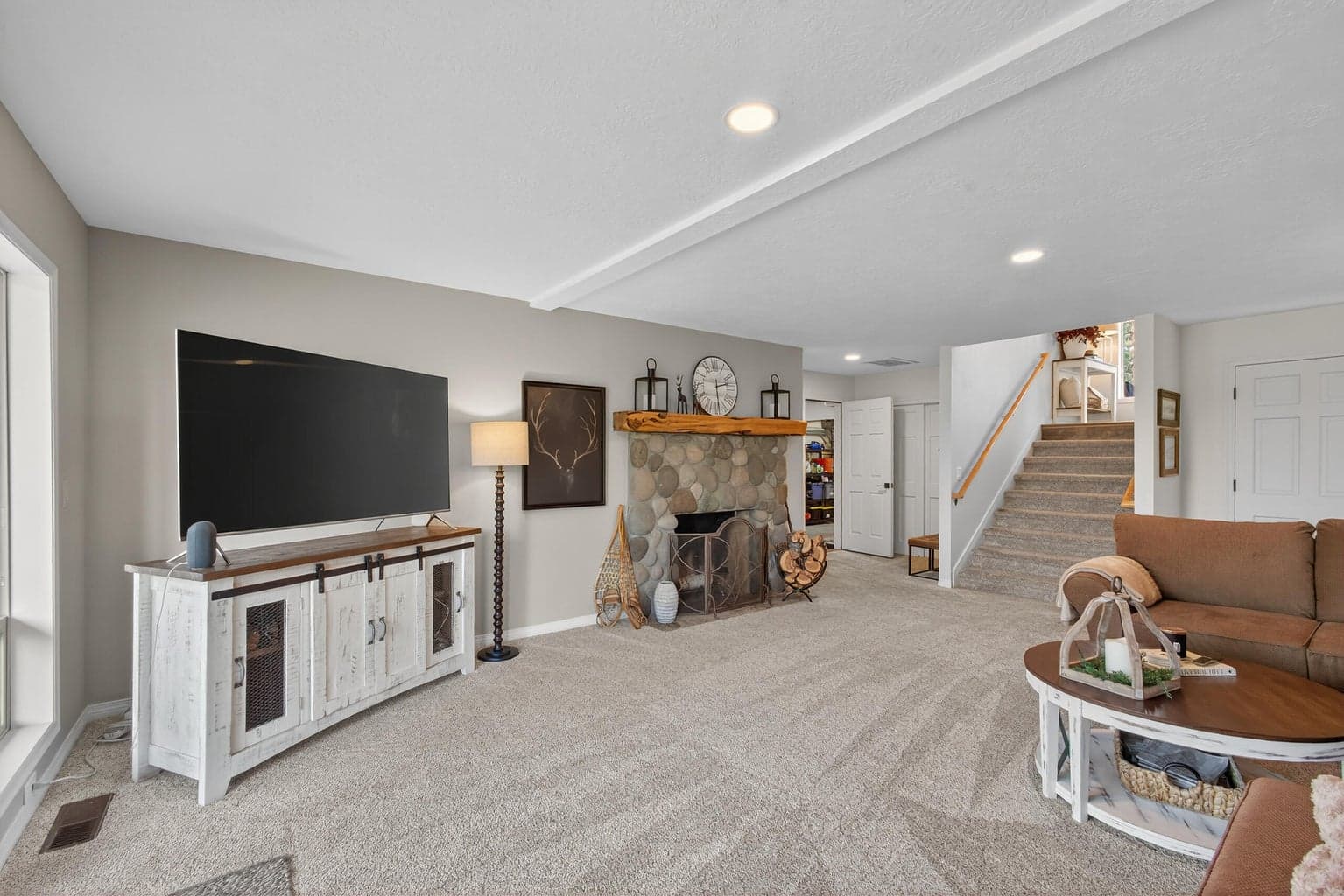 Photo of 717 Golden Pheasant Drive 46 of 69