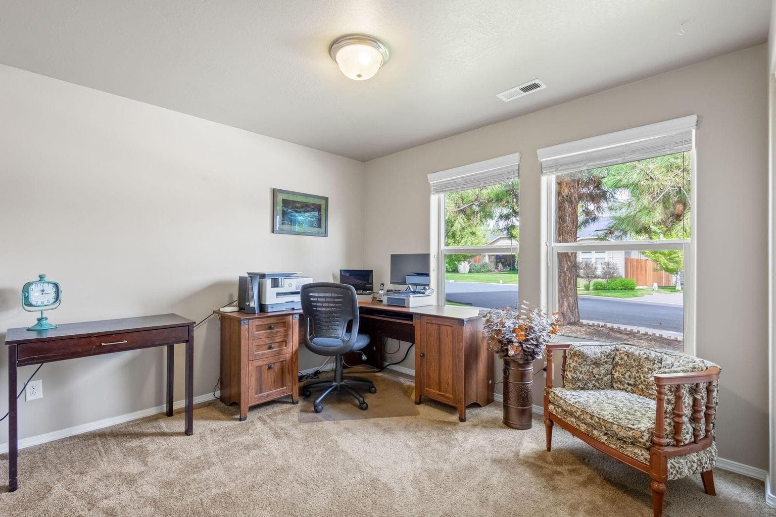 Photo of 615 SE Glengarry Place 28 of 45
