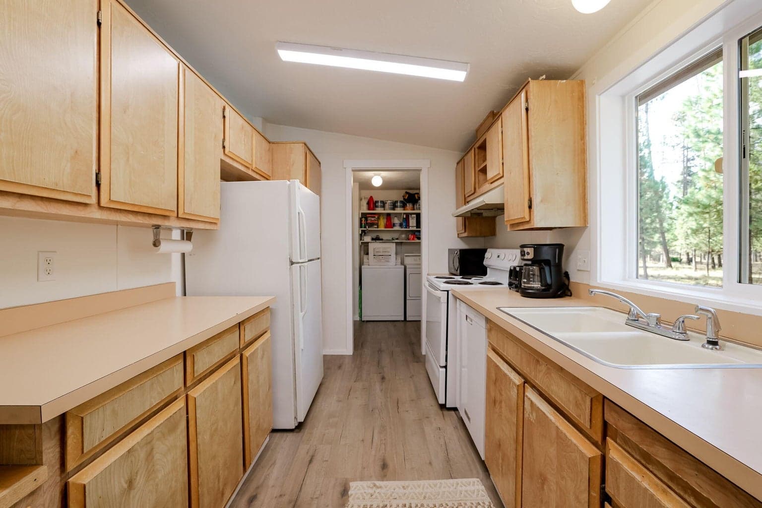 Photo of 1758 Lariat Court 6 of 26