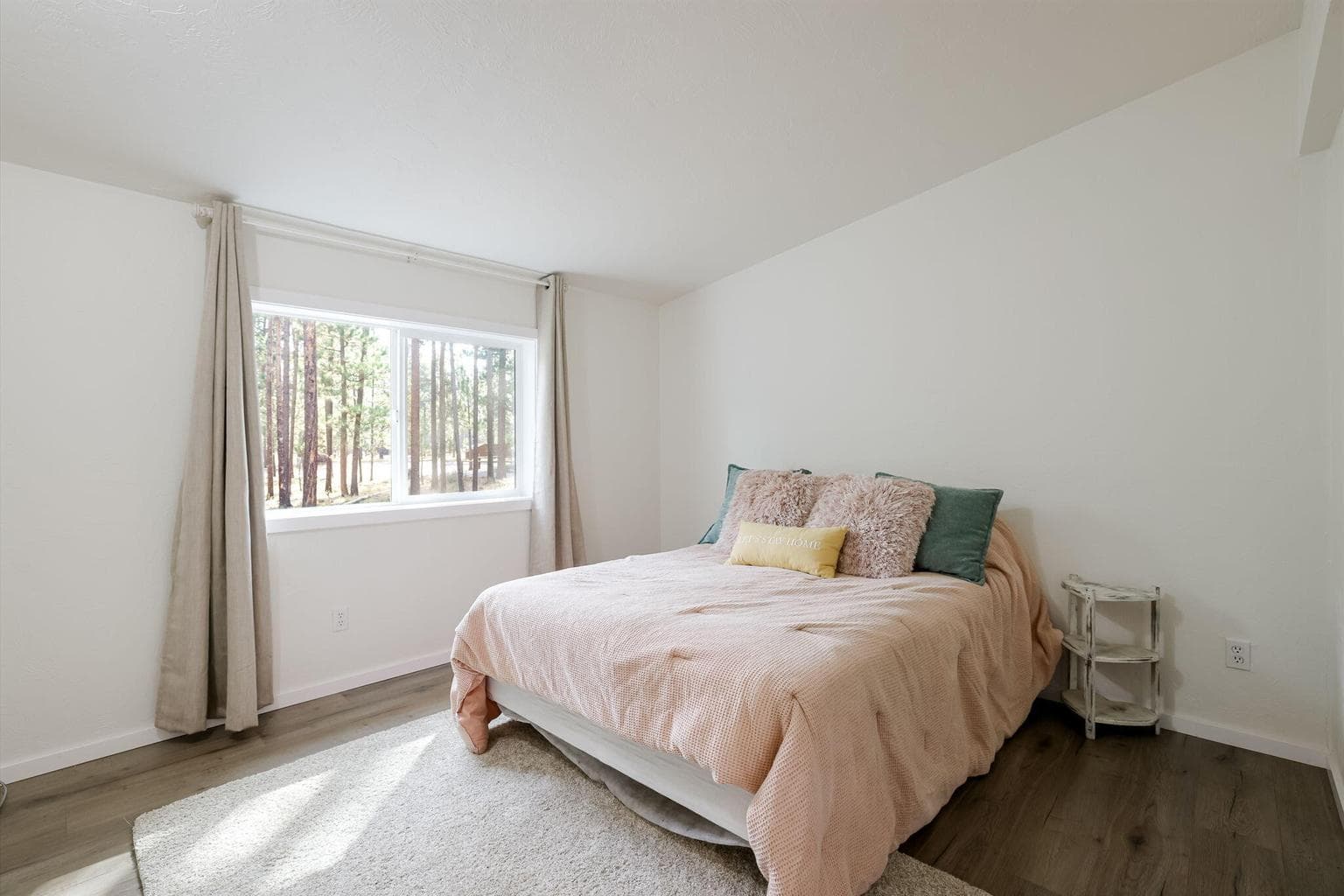 Photo of 1758 Lariat Court 10 of 26